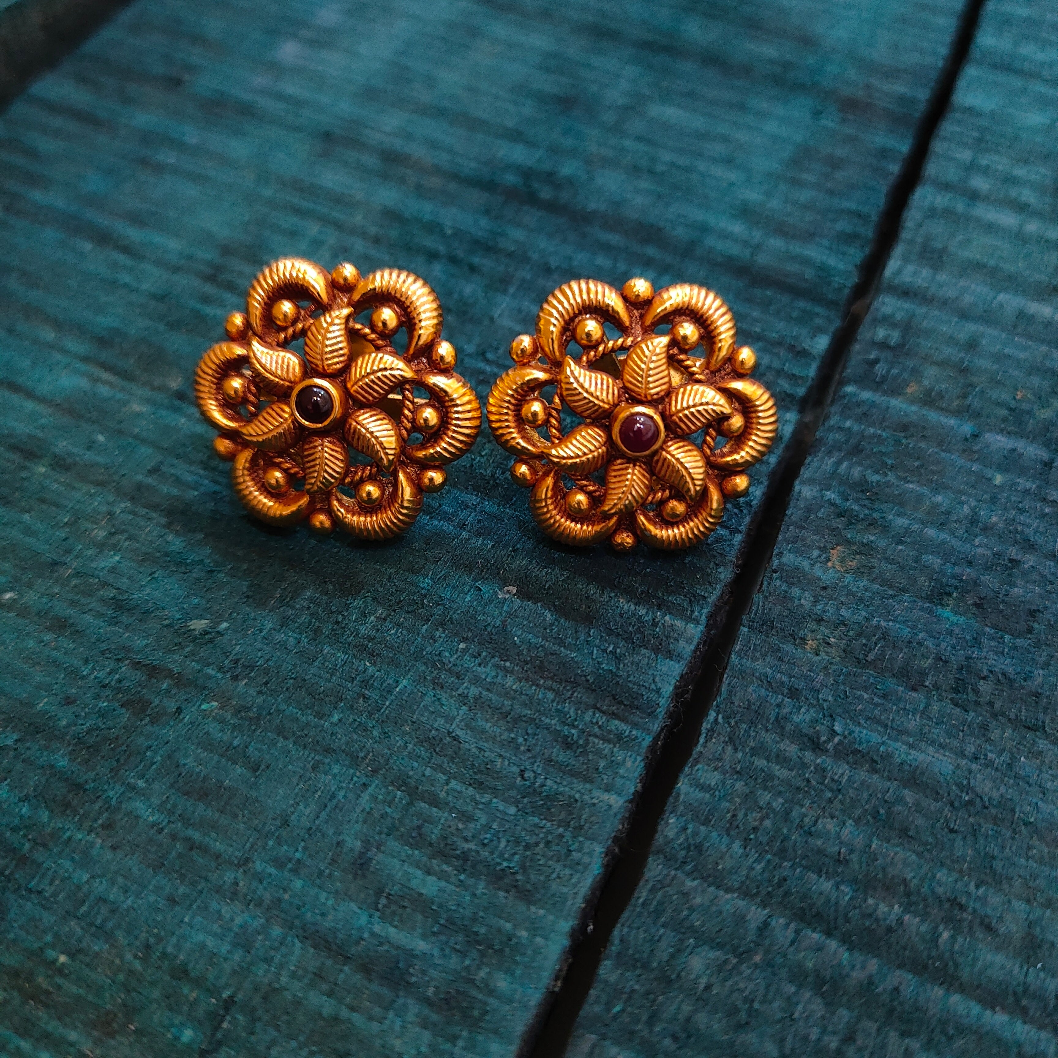 925 Silver Gold Plated Temple Earstud -1390