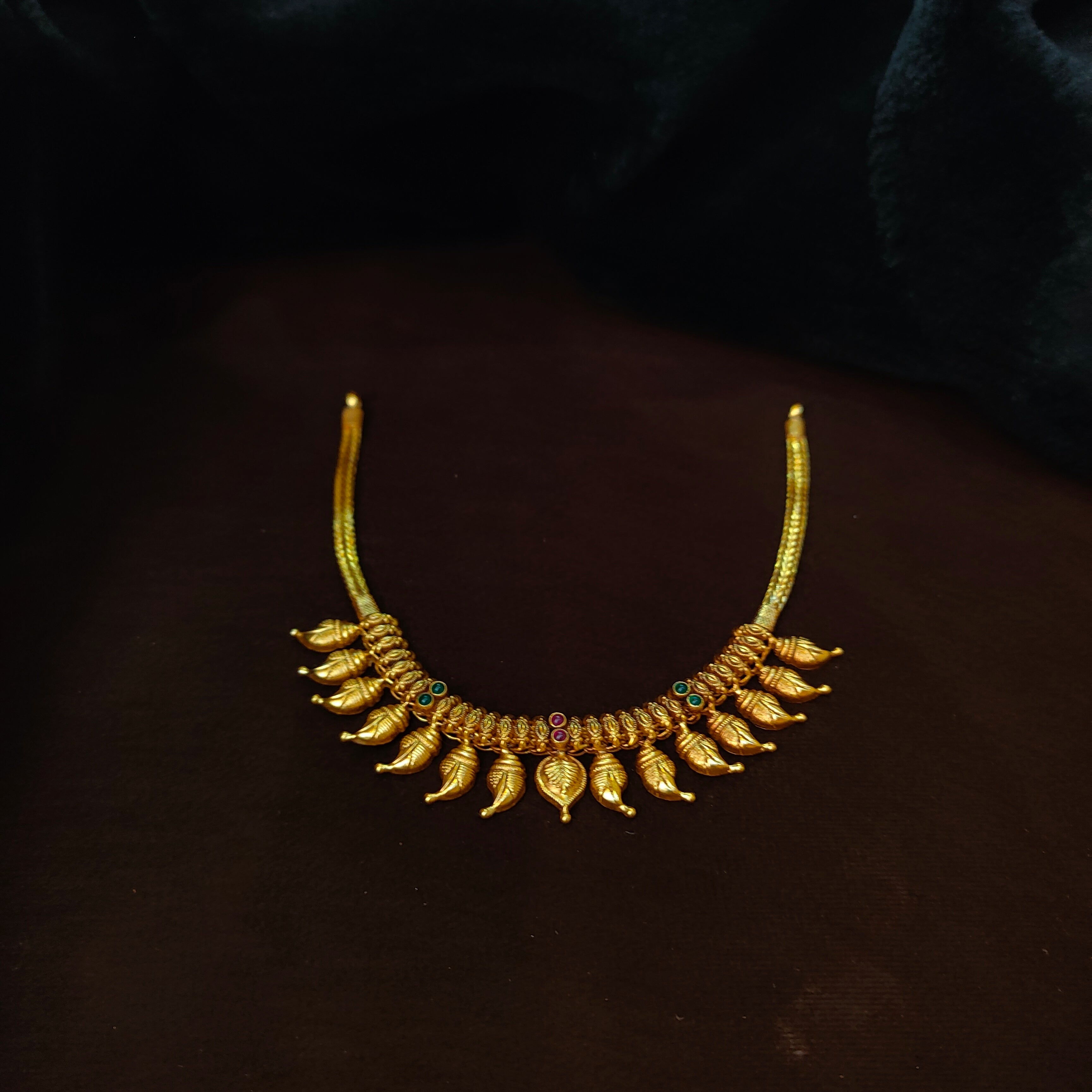 925 Silver Traditional Leaf Necklace - 5605