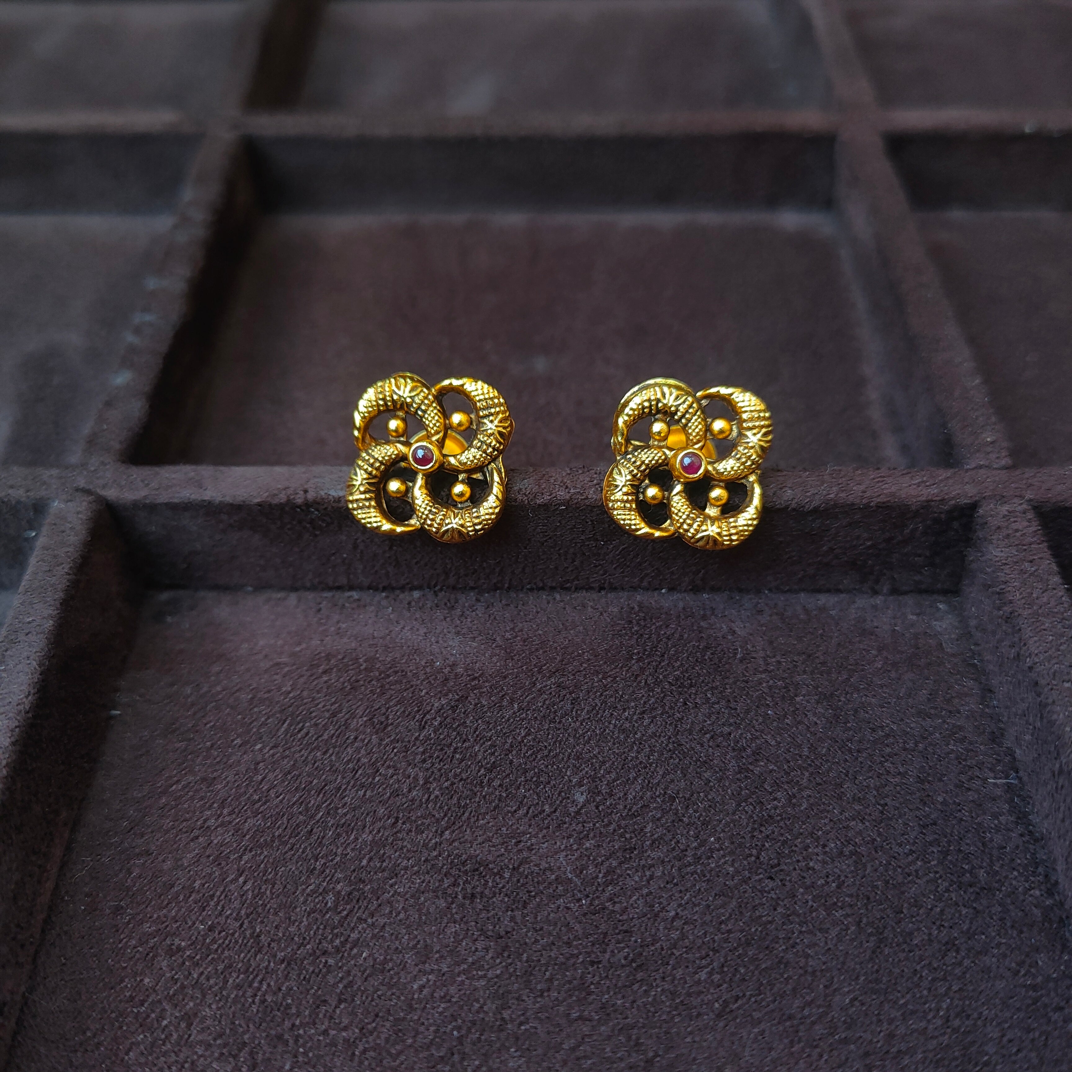 925 Silver Gold Plated Flower Earstud -0181