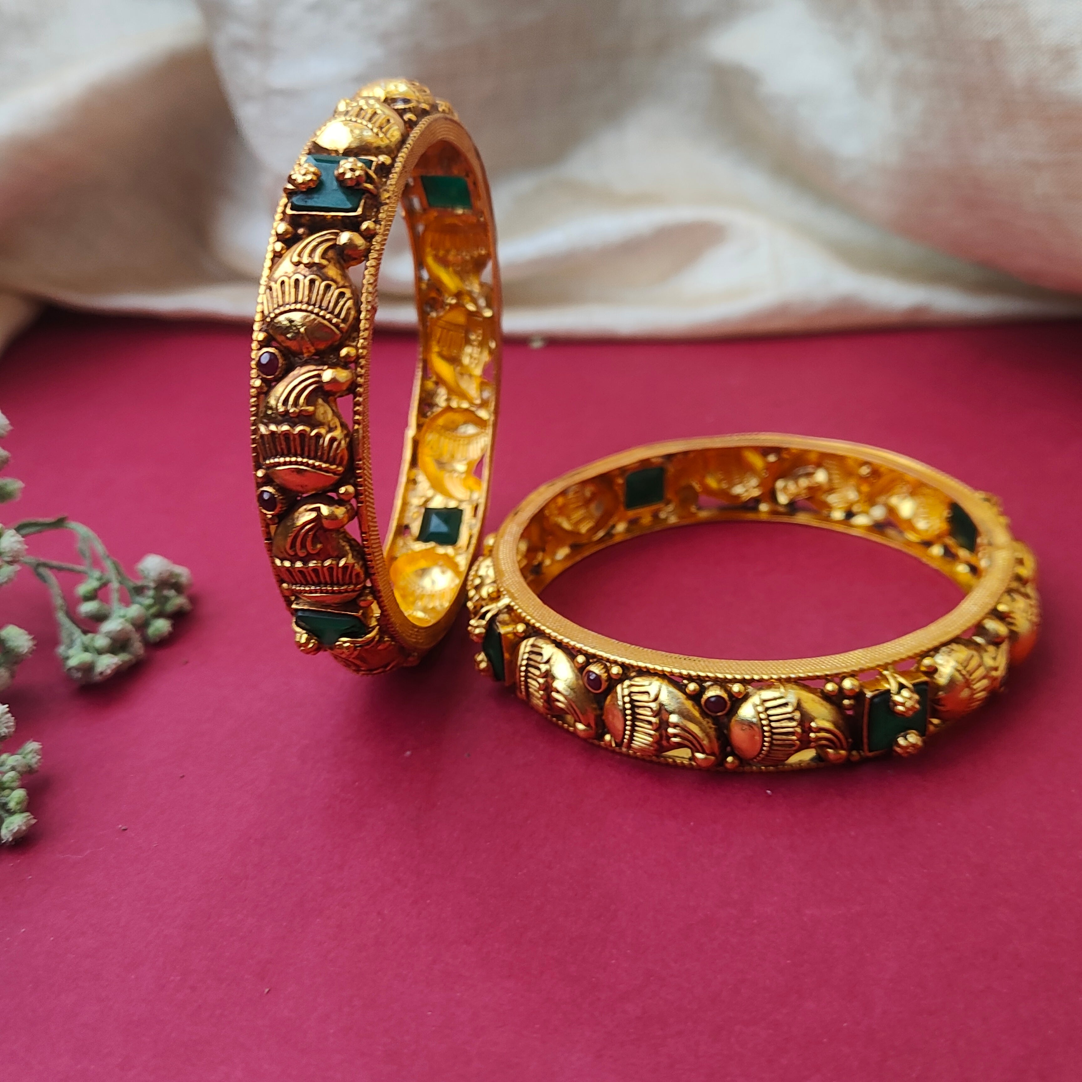 925 Silver Gold Plated Emerald Stone Nakshi Bangle-0567