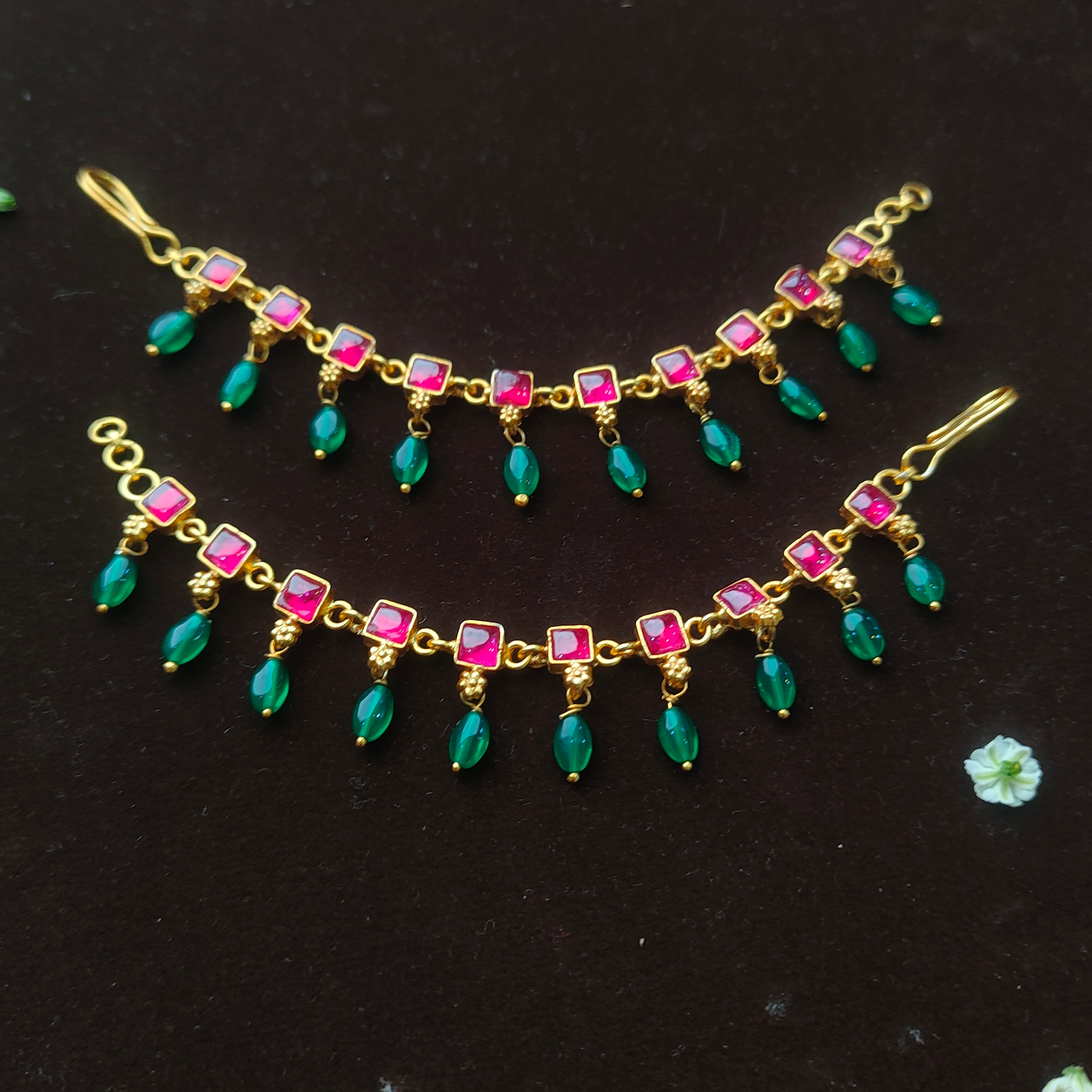 Sadhura Silver Earchain -004