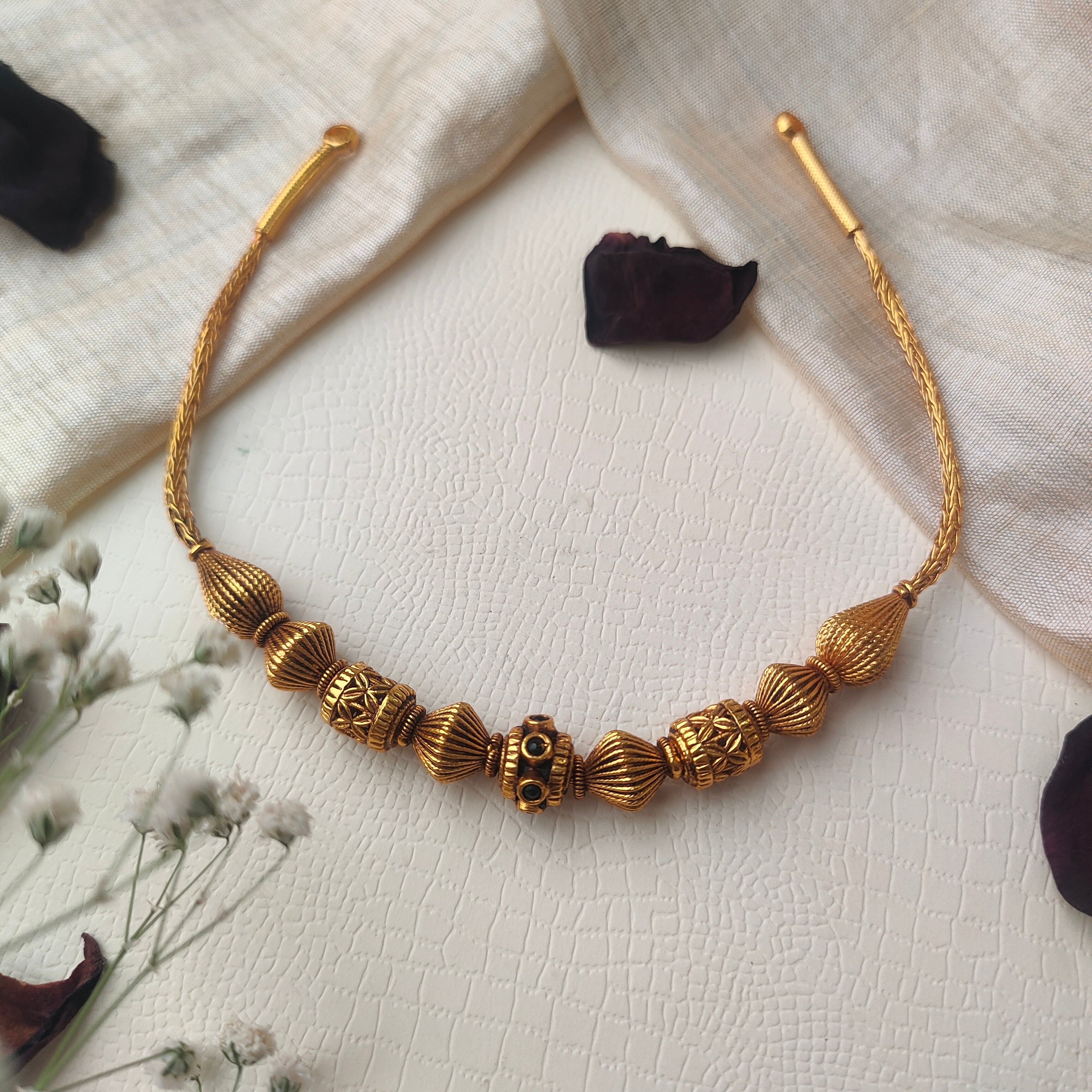 Minimal Gundu Necklace - 0021