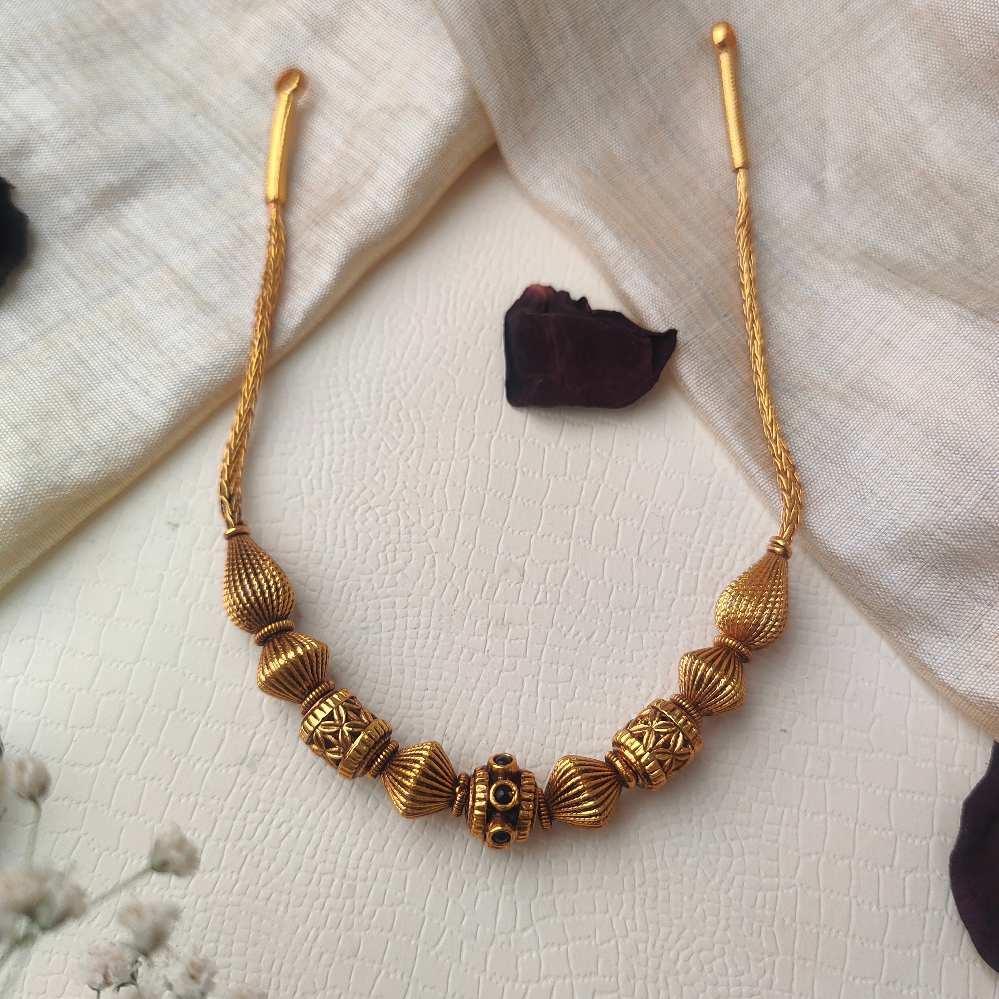 Minimal Gundu Necklace - 0021