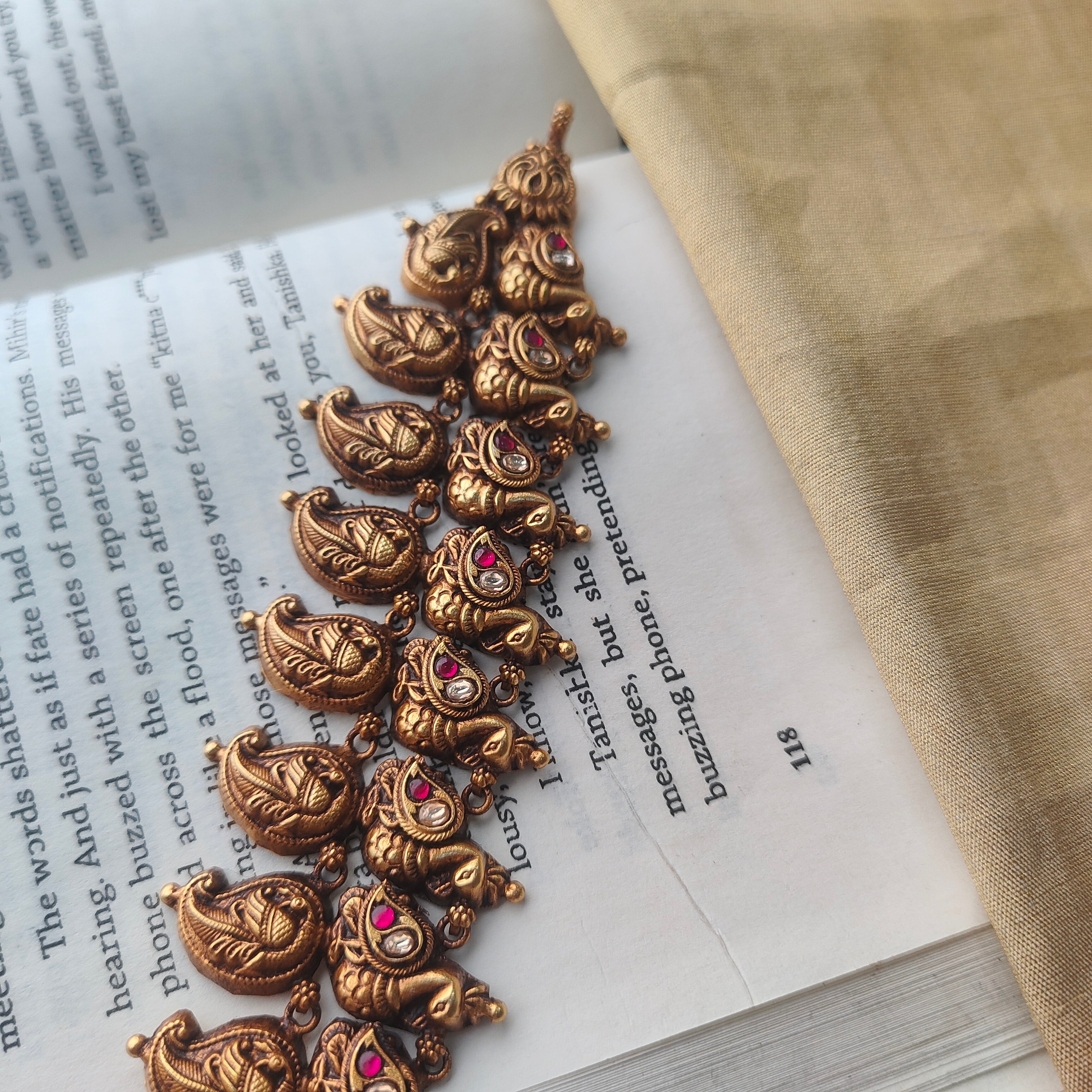 Kamalatmika Silver Nakshi Kundan Haram - 0036