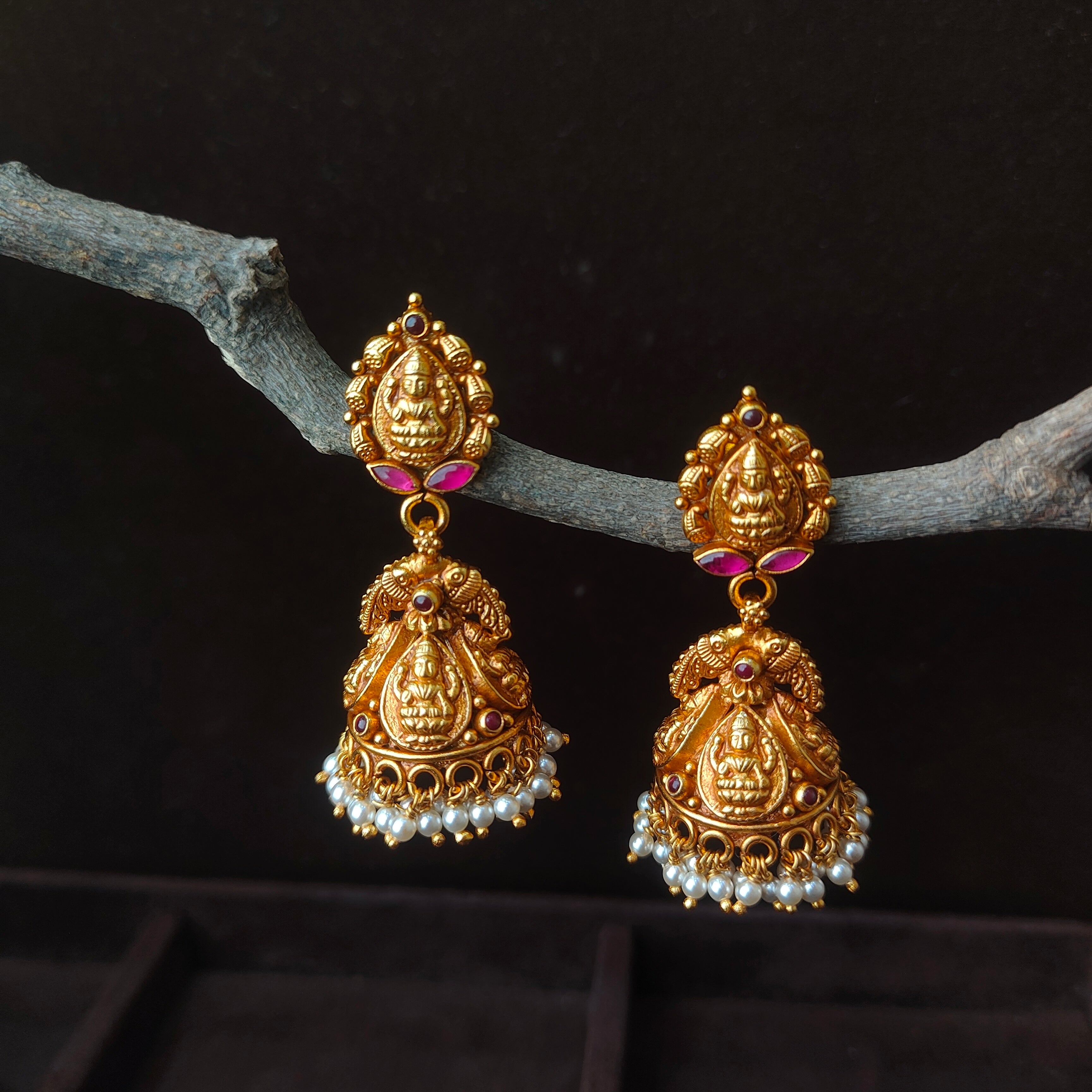 Maheshwari Silver Nakshi Jhumka - 0060
