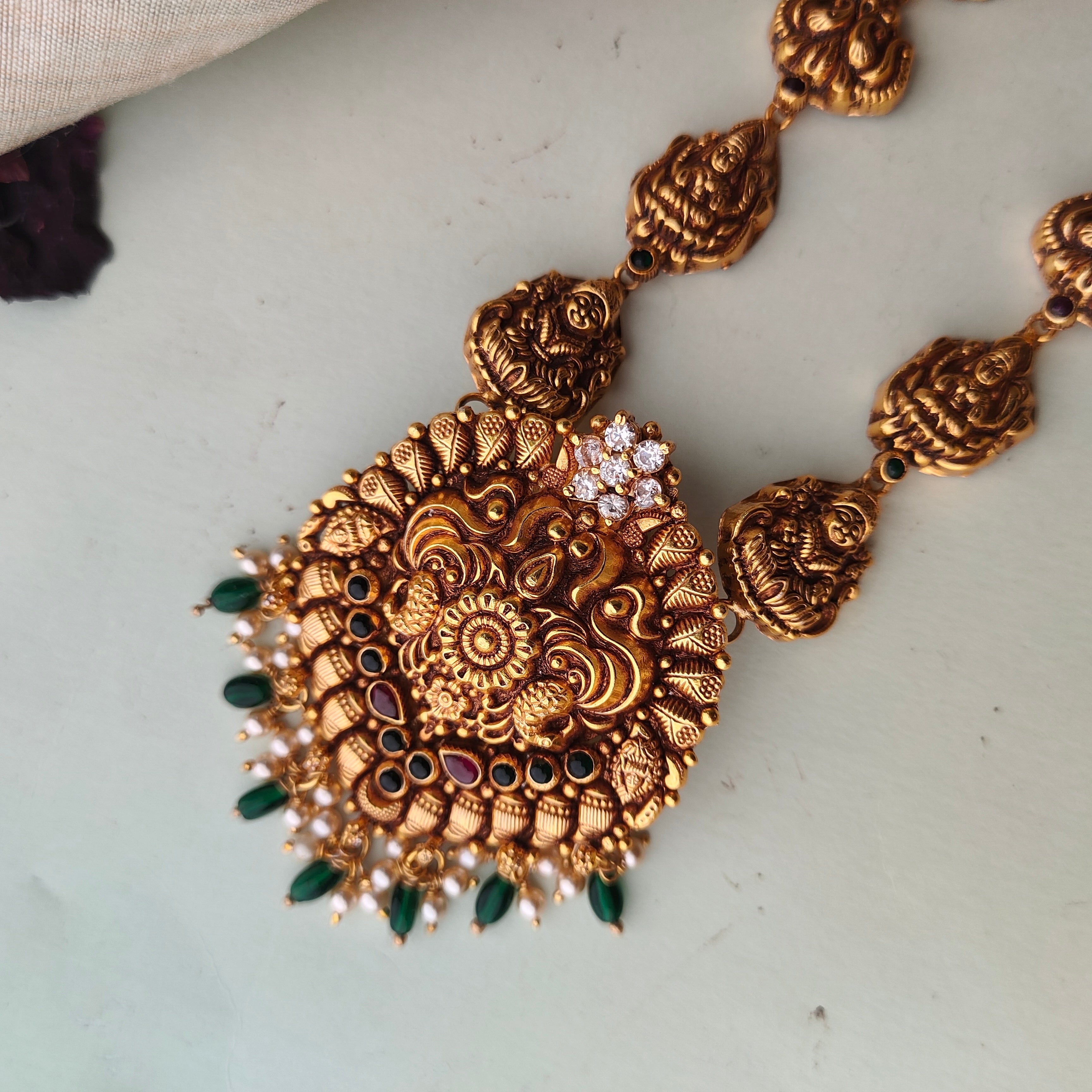 Divya Nakshi Haram - 0071