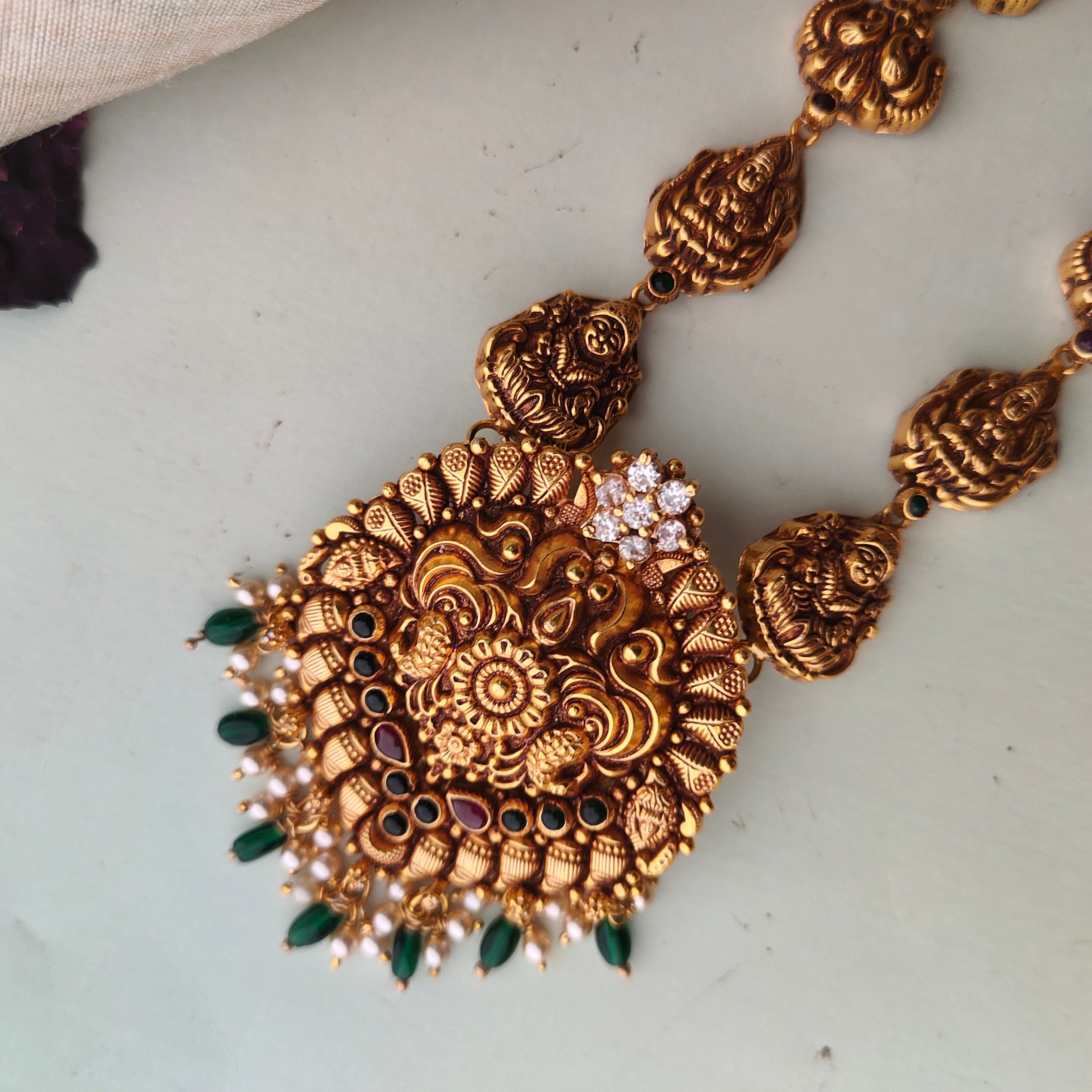 Divya Nakshi Haram - 0071