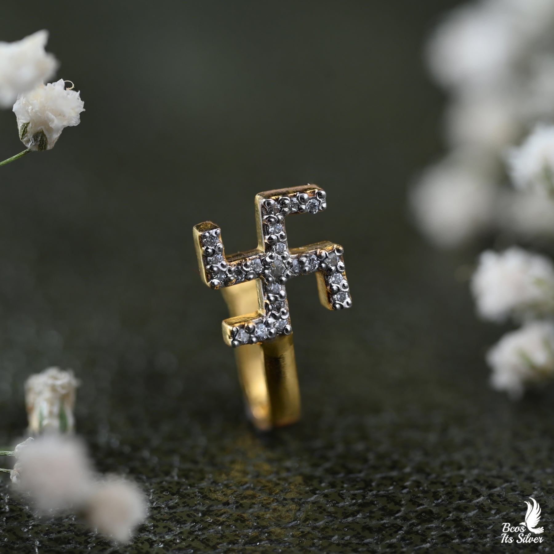 Theia Ohm Javle nosepin