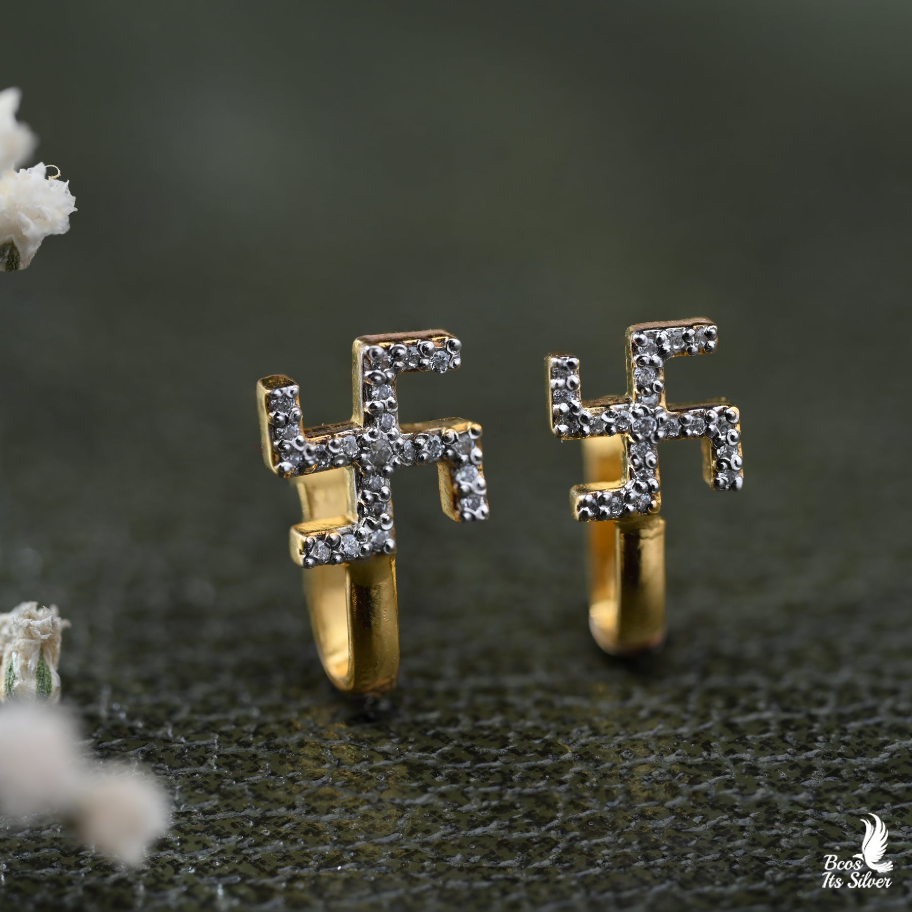 Theia Ohm Javle nosepin