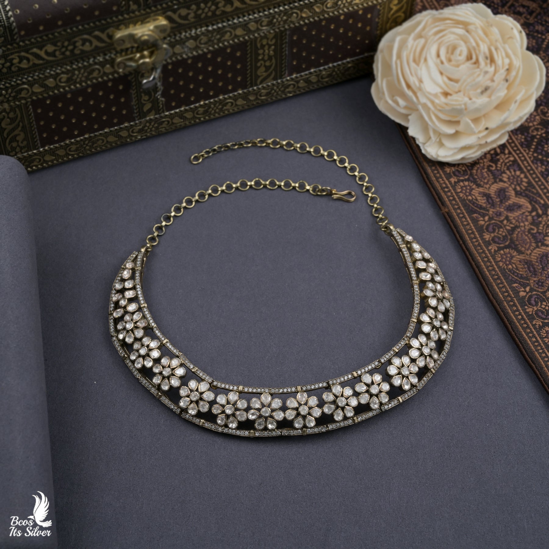 Kante Neckpiece 5610