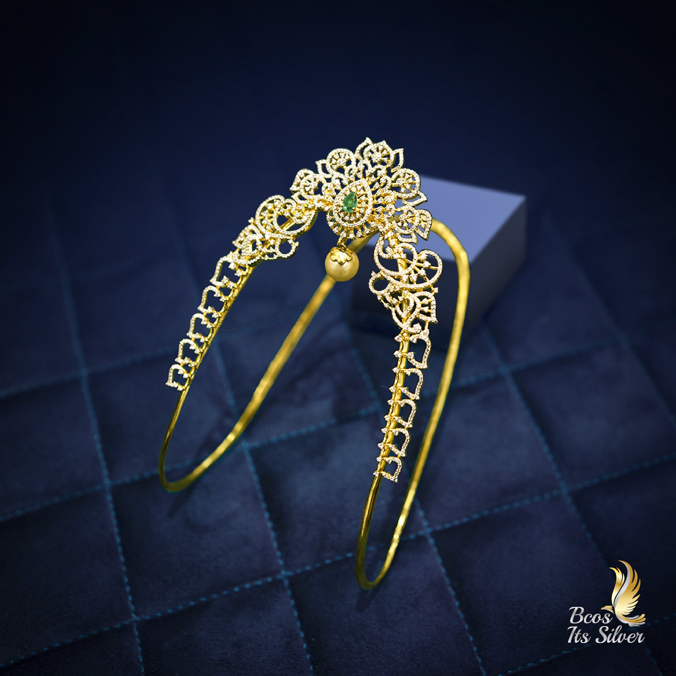 Theia Diamond Look Flower Vanki - 5557