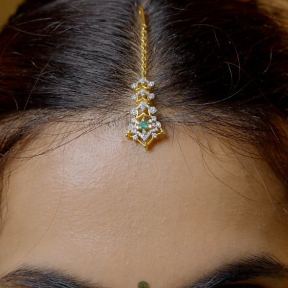 Theia Diamond look Mottu Tikka - 2019