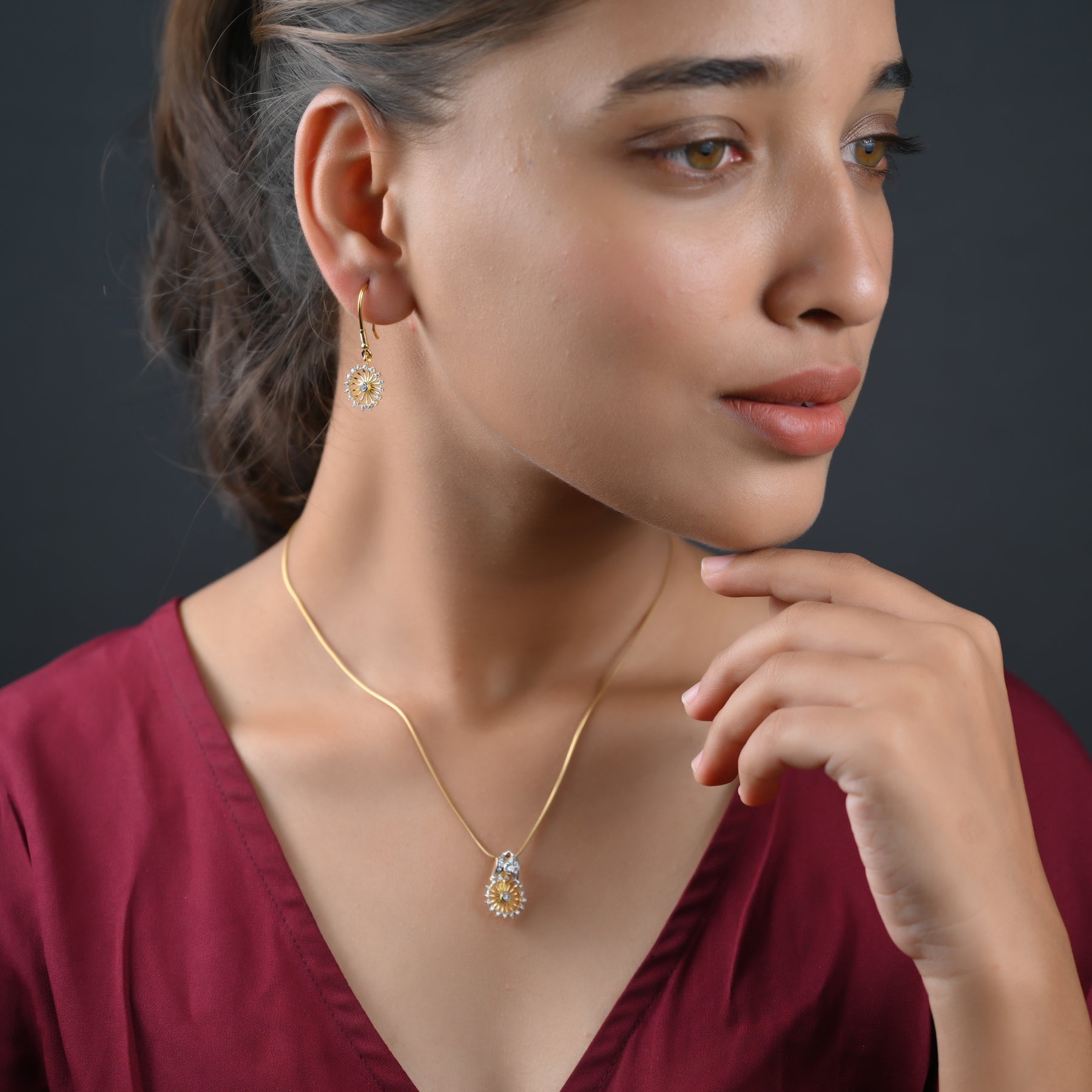 Theia Pendant with Earring - 3044