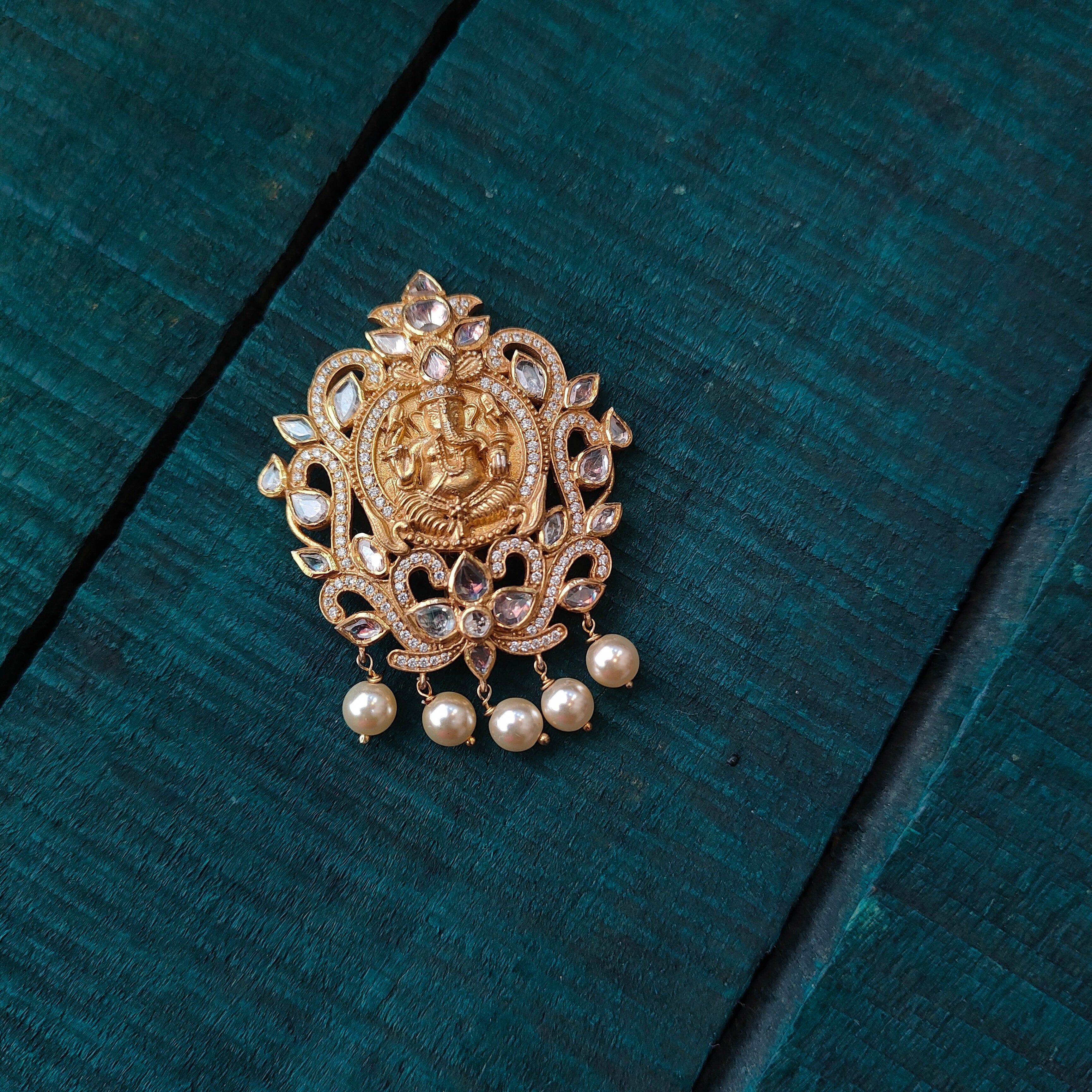 Pure Silver 92.5 Ganesh Pendant-3800