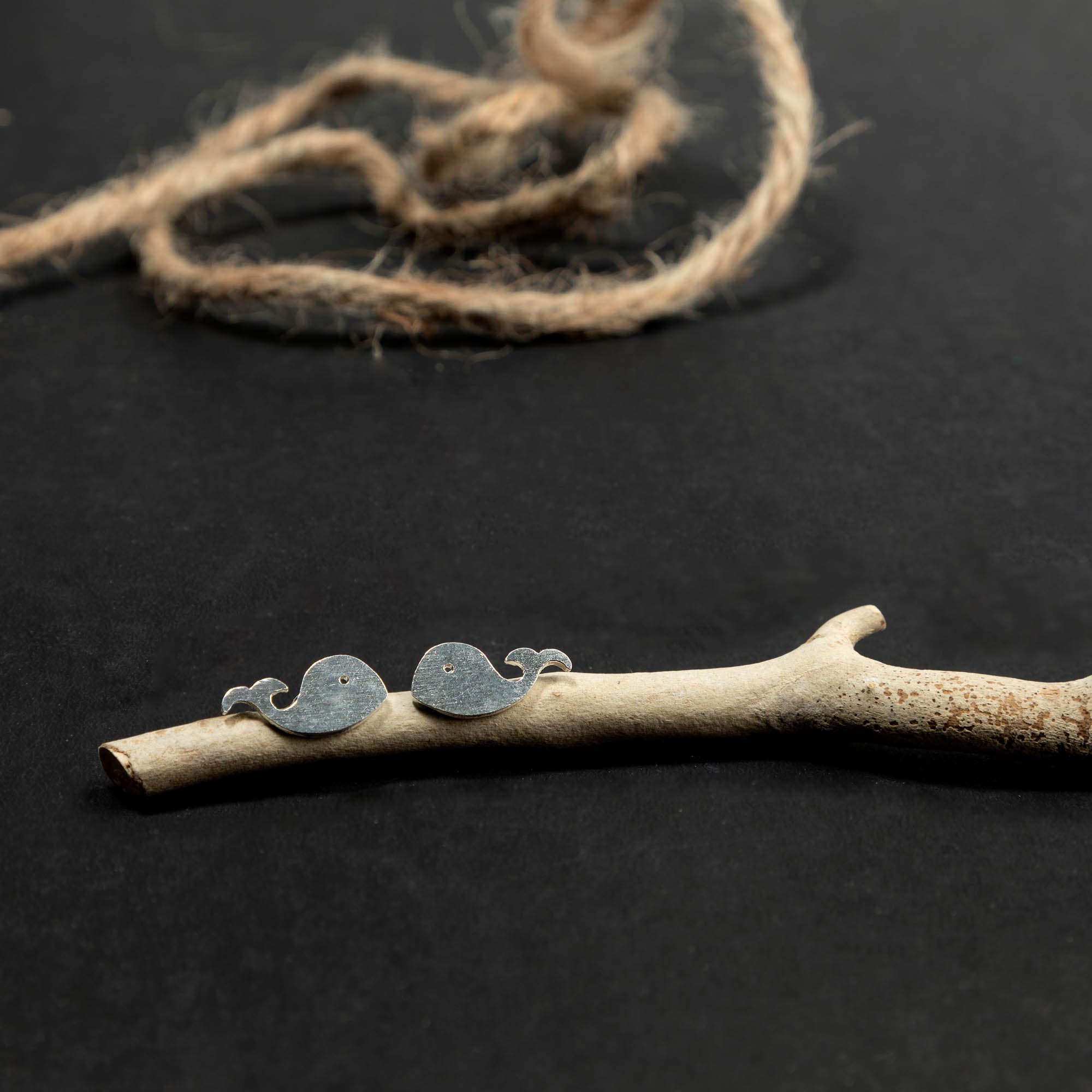 Dolphin Earstud - 1267