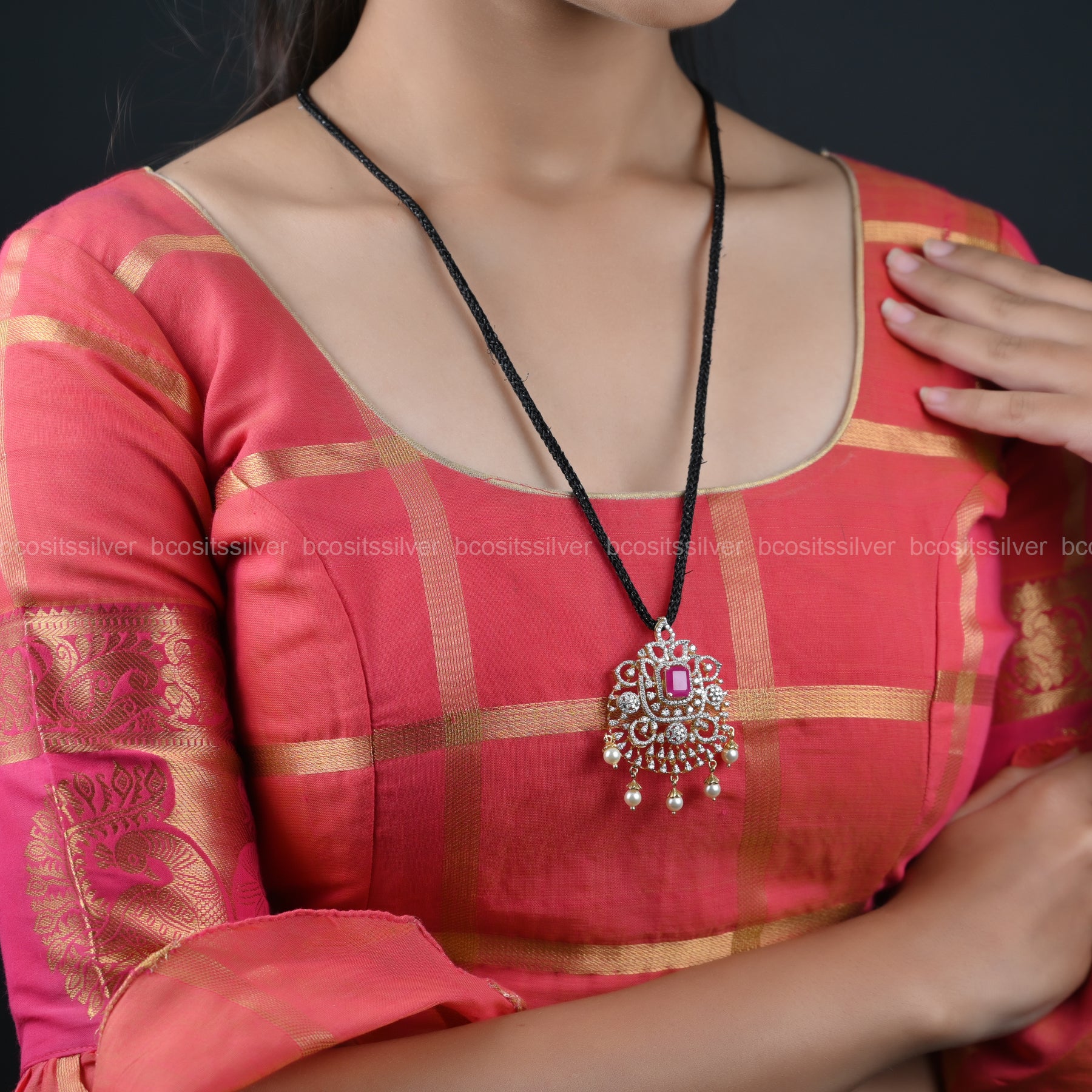 Theia Navaratri Pendant Comes Tikka - 7077 - ( MADE TO ORDER )