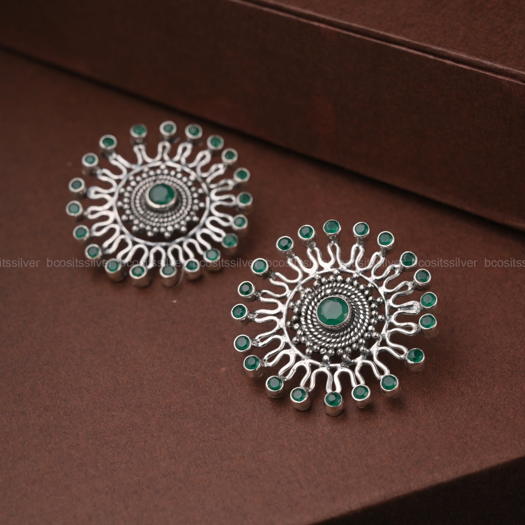 Pure 925 Silver Oxidized Earstud - 1713