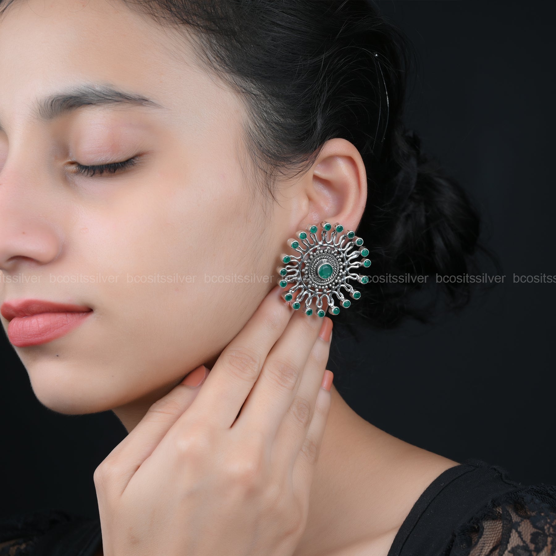 Pure 925 Silver Oxidized Earstud - 1713