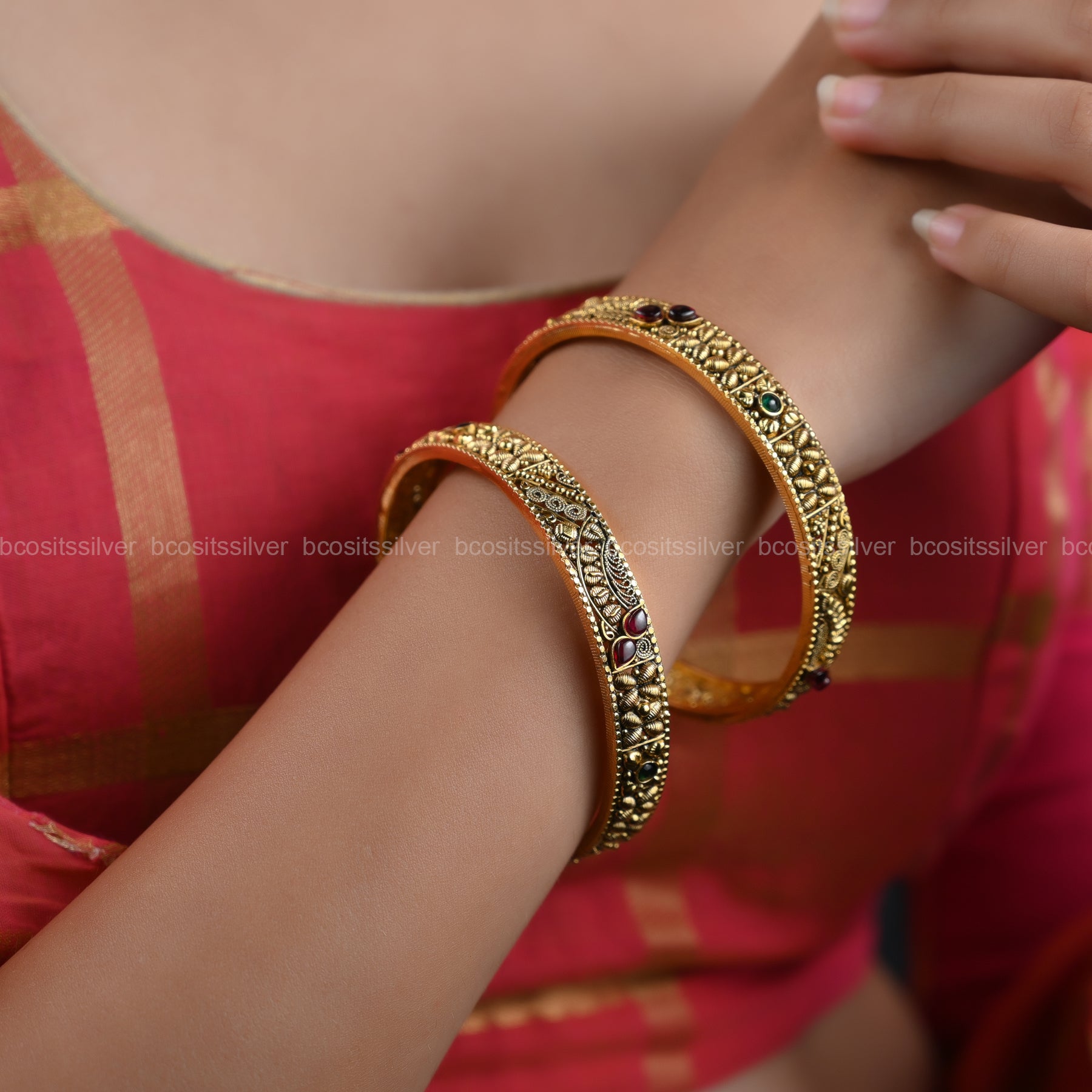 Gold Plated Leaf Bangle-109