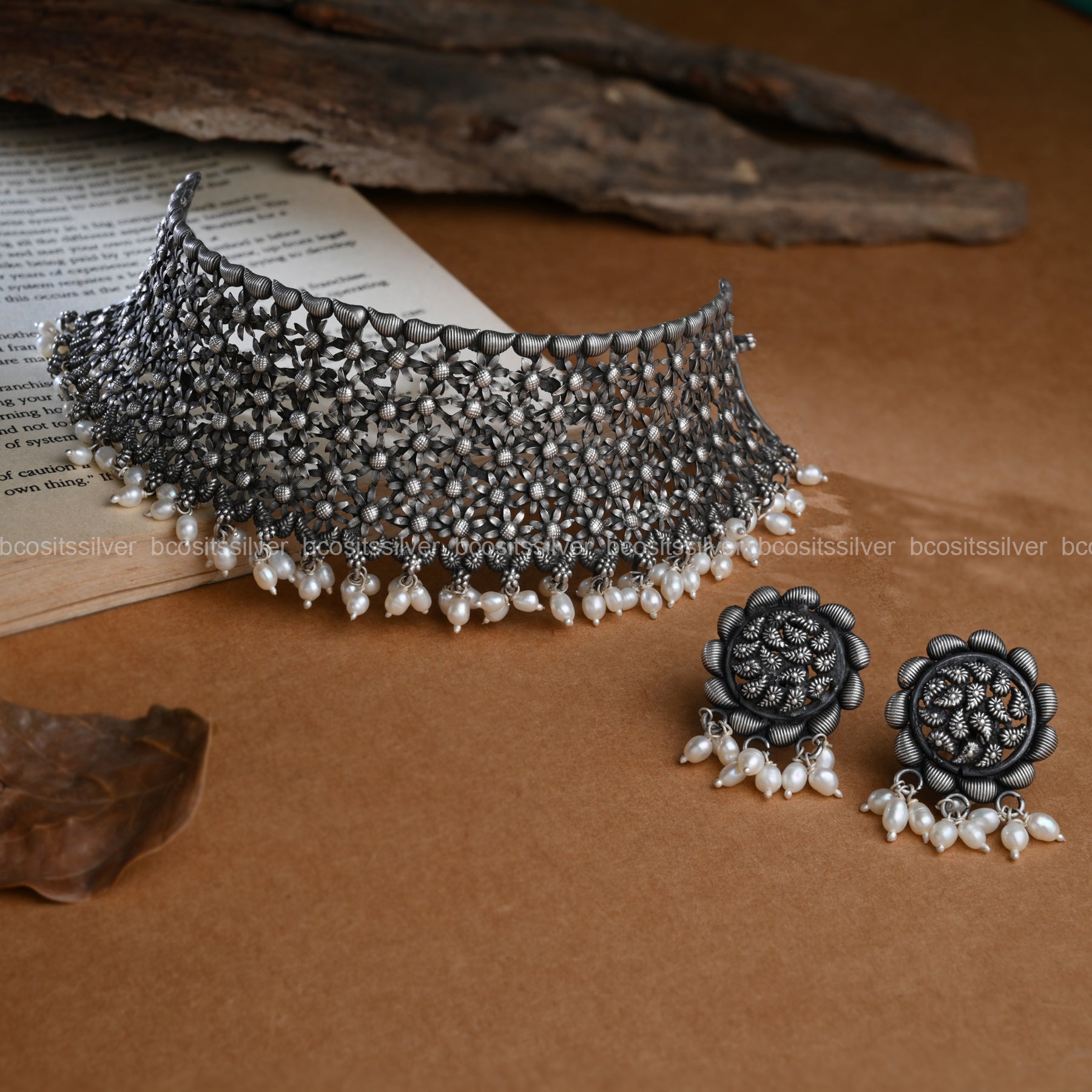 Oxidized Navaratri Maharani Choker - 9068