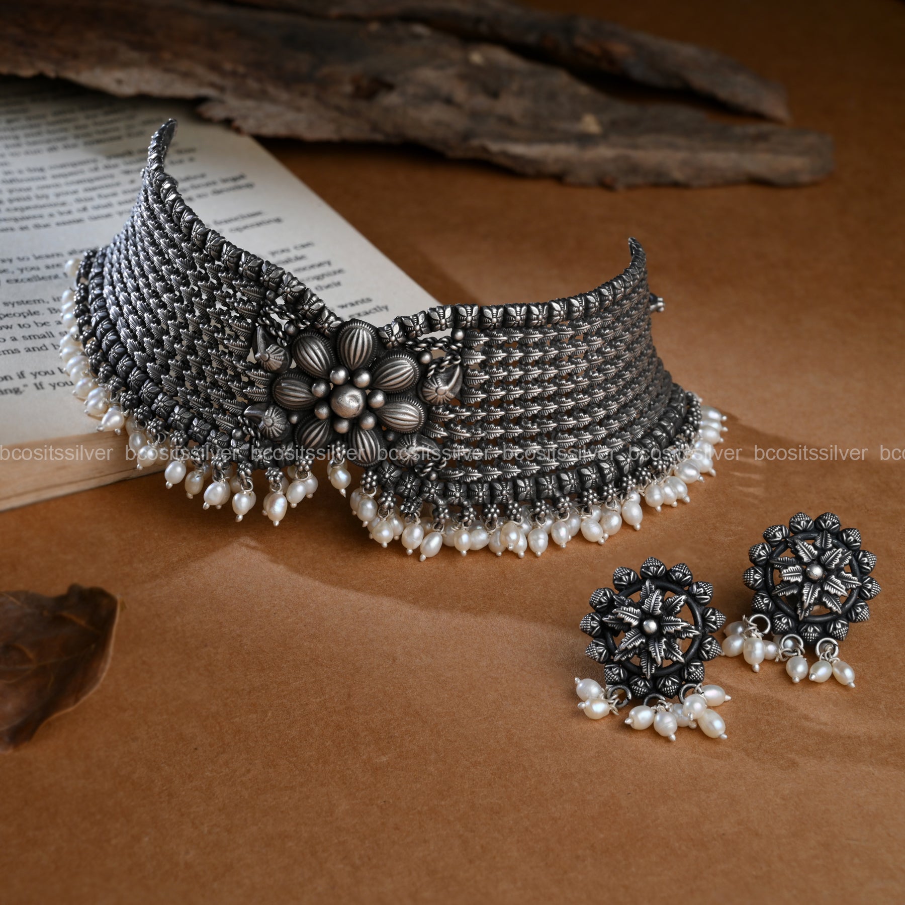 Oxidized Navaratri Maharani Choker - 9072