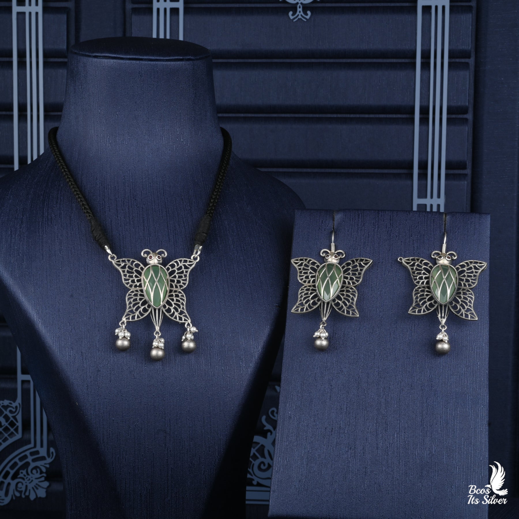 Oxidized Pendant with Earring - 2743