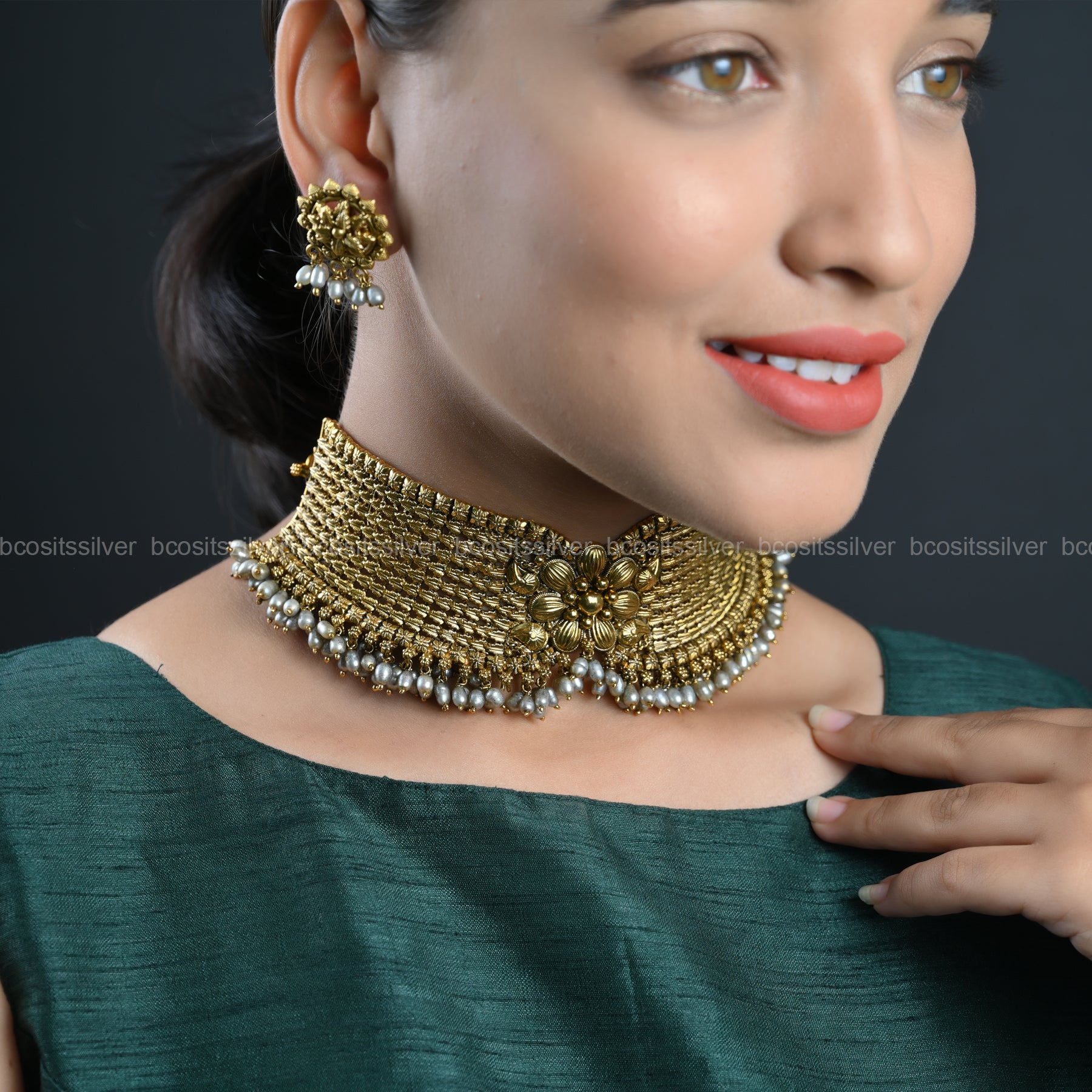 Gold Plated Navaratri Maharani Choker - 9077