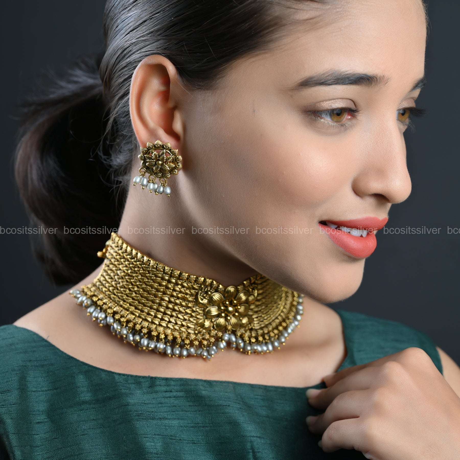 Gold Plated Navaratri Maharani Choker - 9077