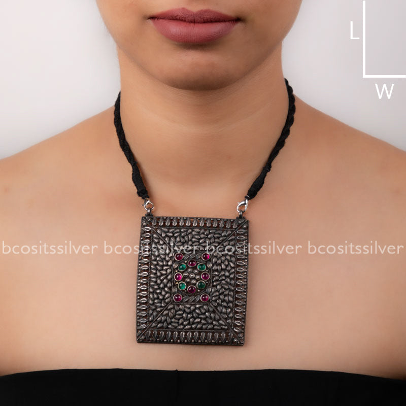 Oxidized Lilly Flower Statement - 122