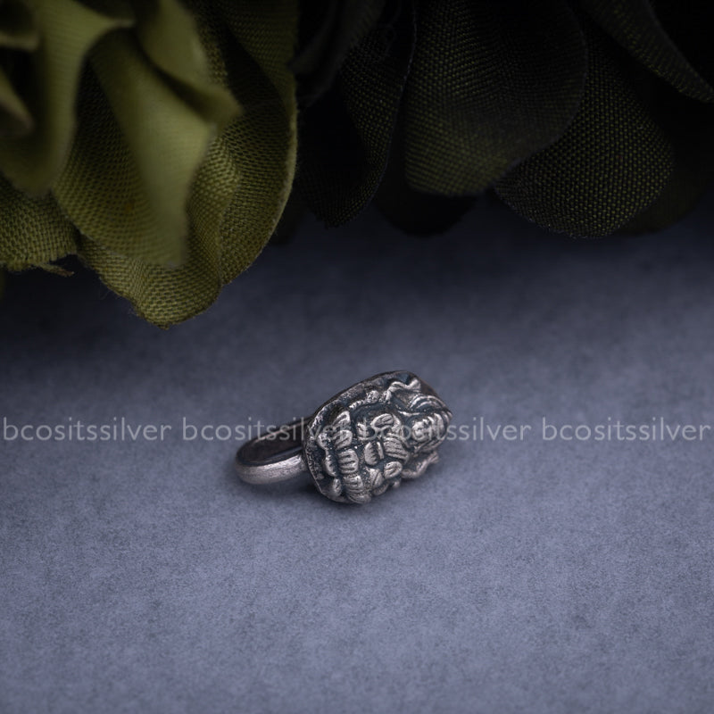 Maa Lakshmi Small Nosepin Clip on - 1835
