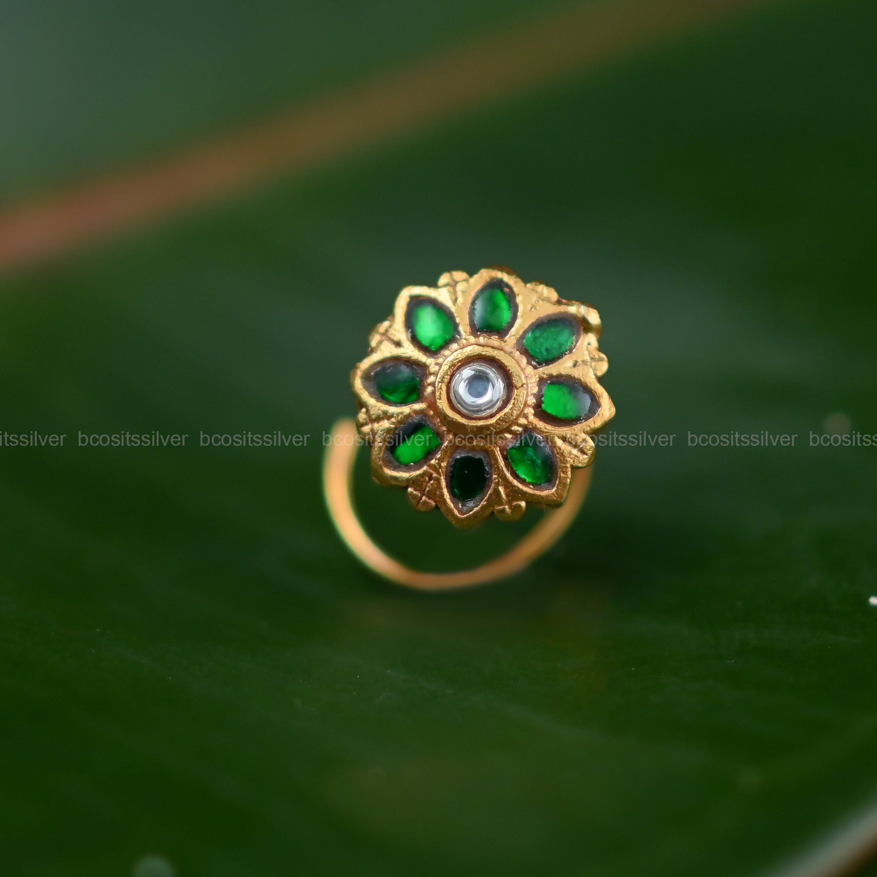 PURNA - Green & White Wire type