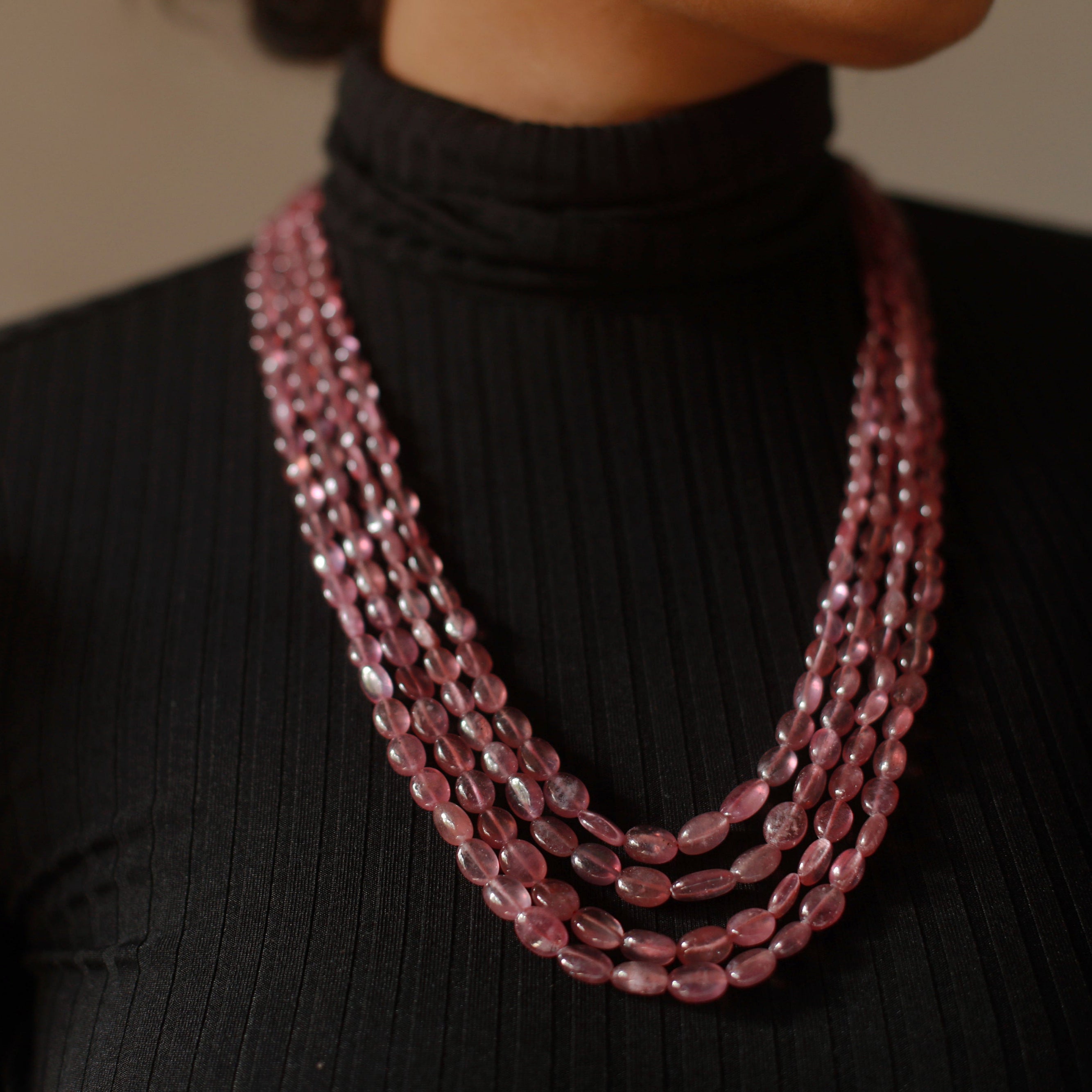 Ruby Beads - 4 layer manian shape - 0580