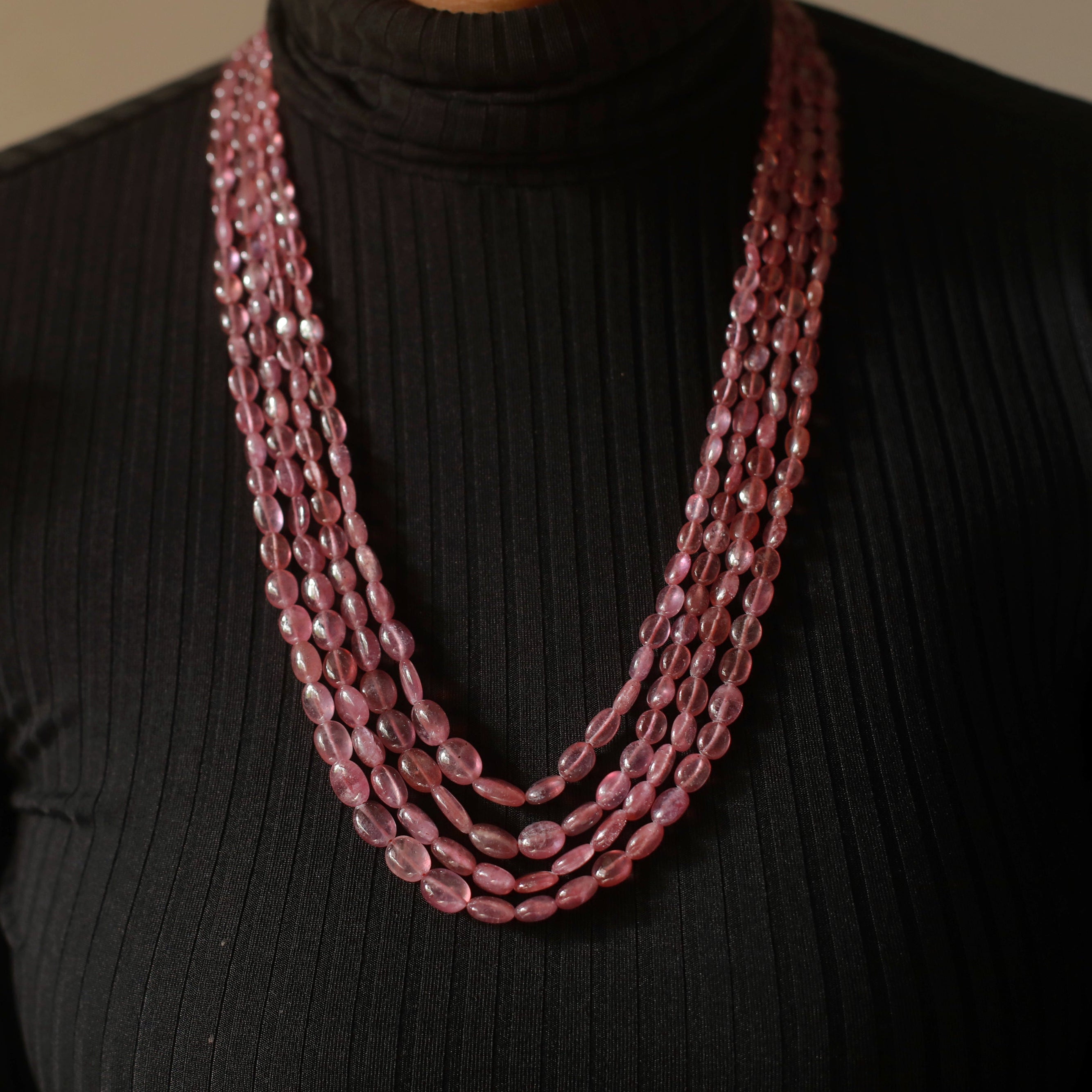 Ruby Beads - 4 layer manian shape - 0580