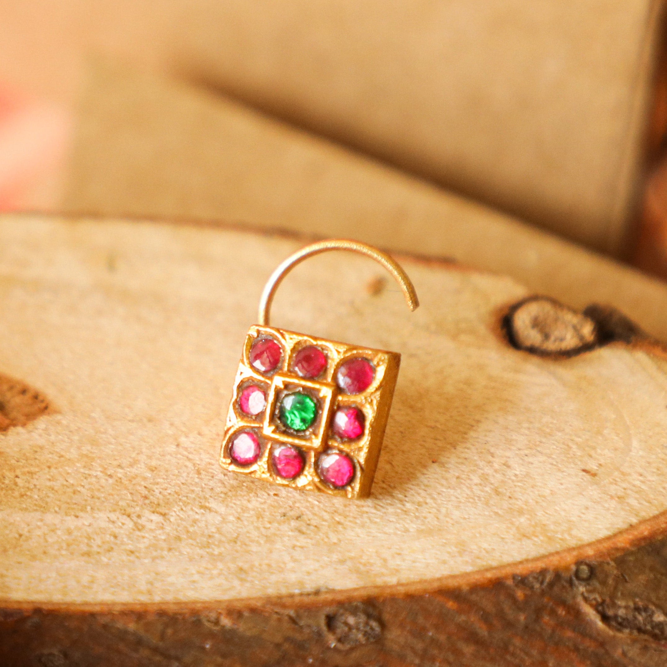 SADHURA PINK AND GREEN - WIRE TYPE NOSEPIN