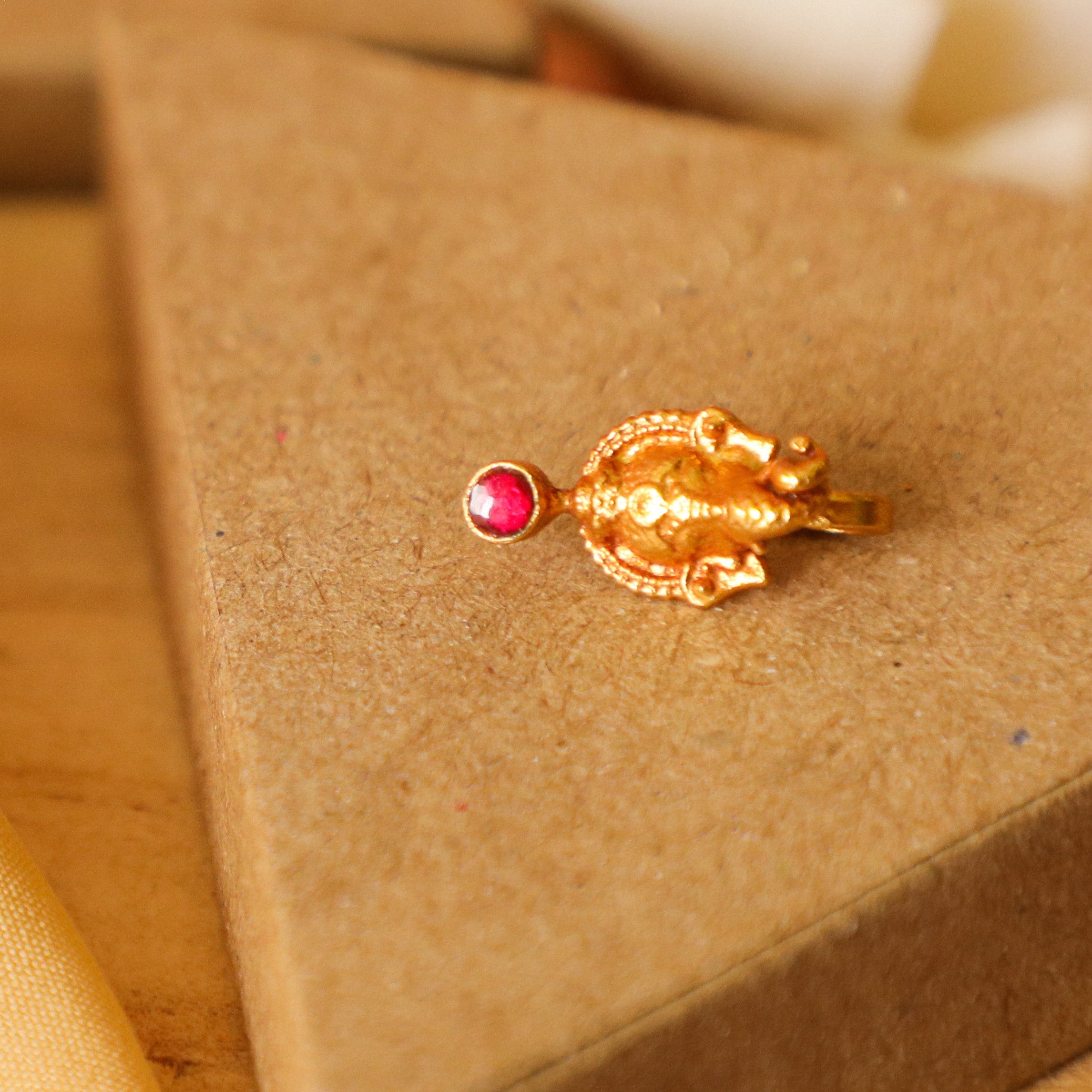 GANESHA - KUNDAN PRESS TYPE