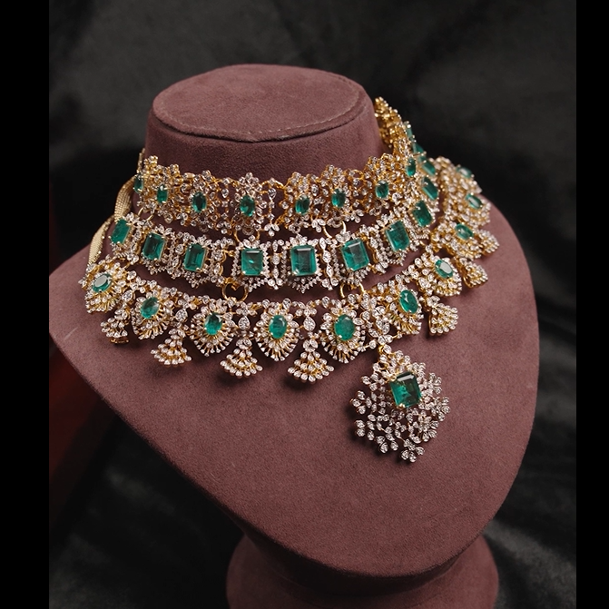 925 Silver Theia Diamond Look Emerald choker- 1052