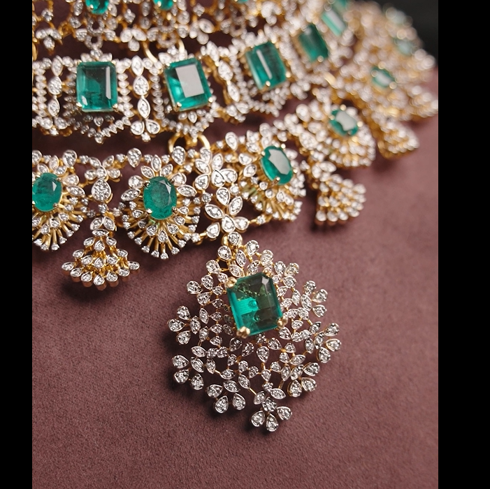 925 Silver Theia Diamond Look Emerald choker- 1052