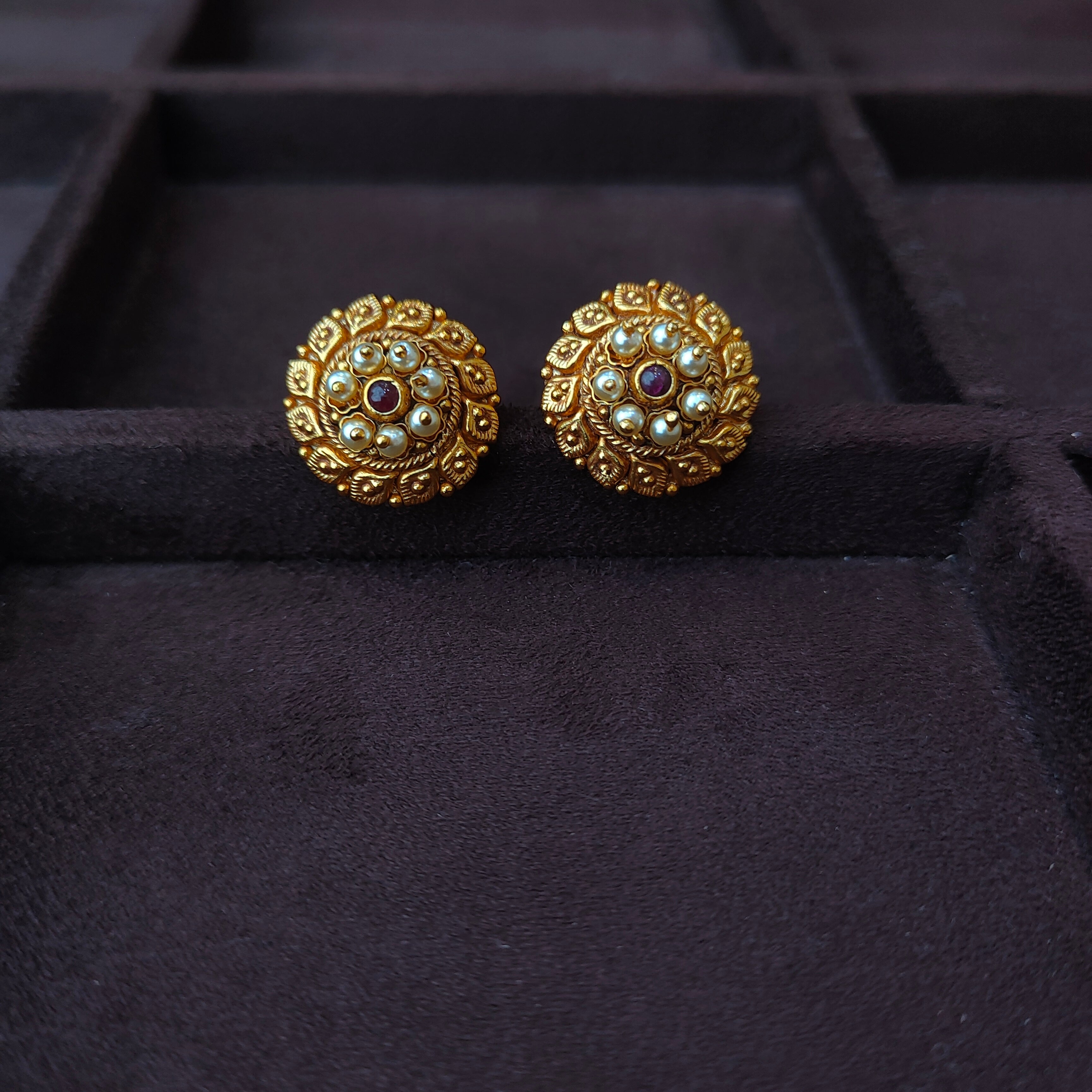 925 Silver Gold Plated Nakshi Round Earstud -0055