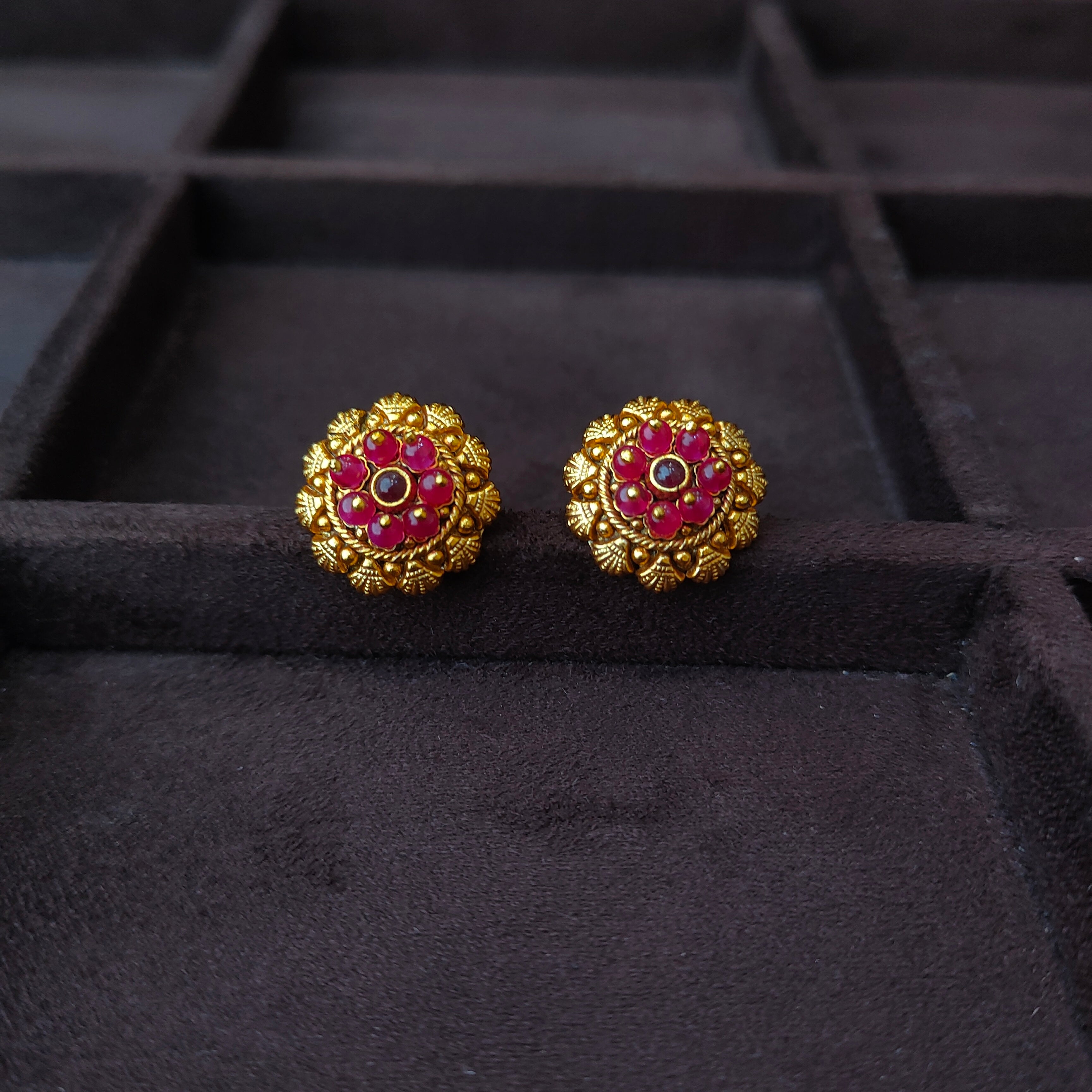 925 Silver Gold Plated Nakshi Round Earstud -0058