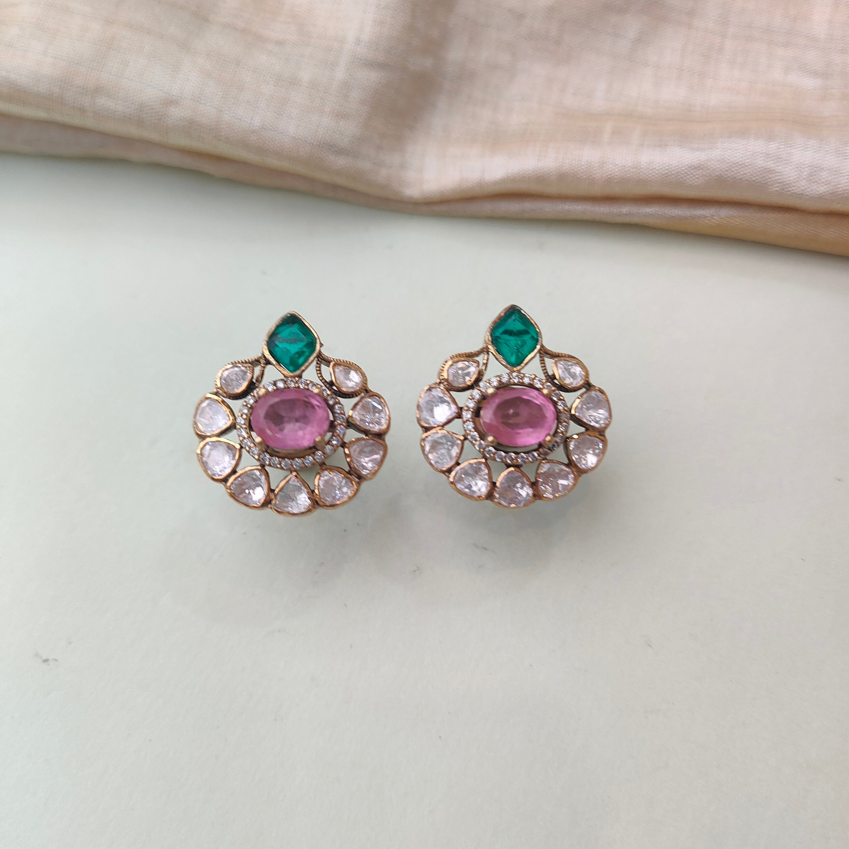 925 Silver Kundan Emerald Necklace With Earrings - 0165