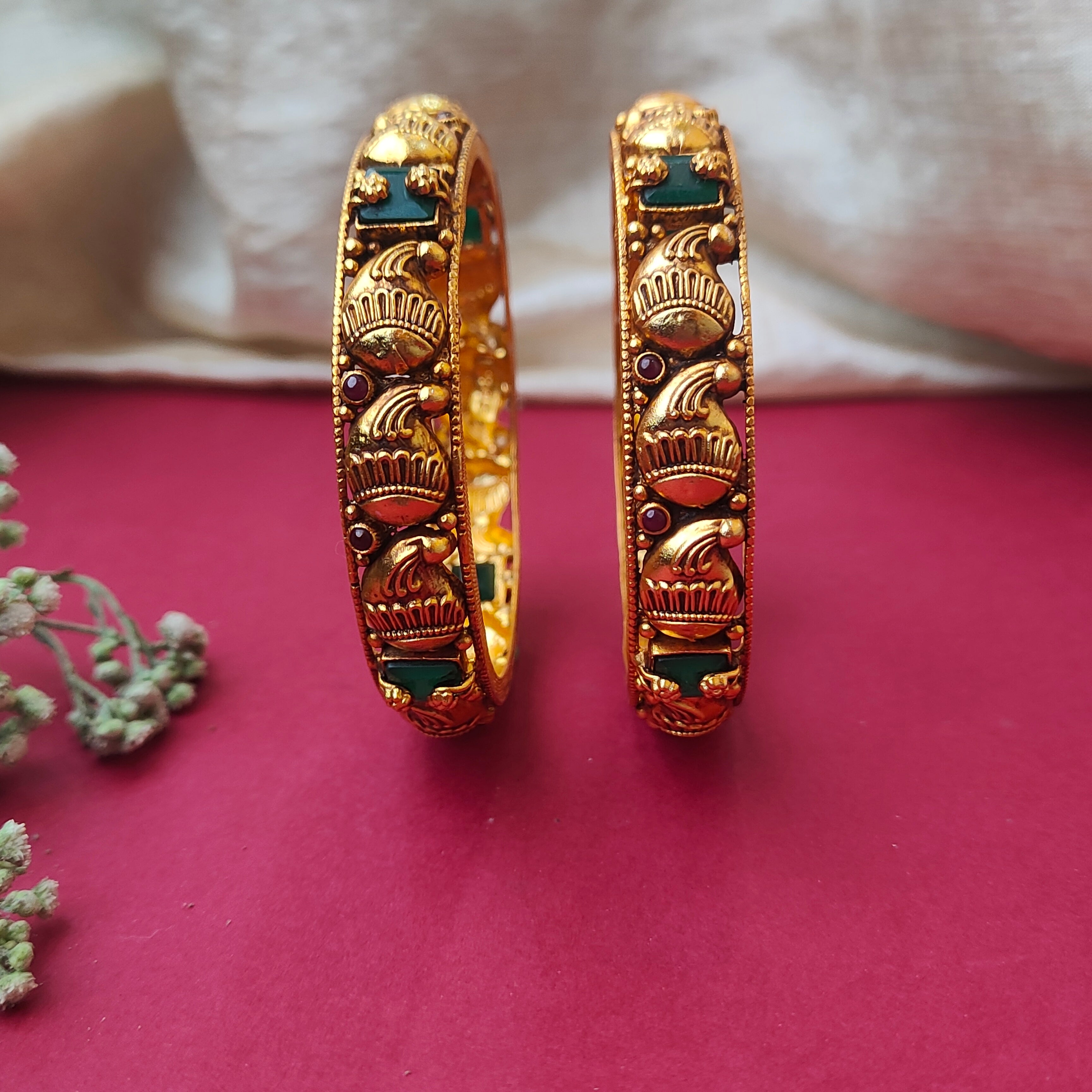 925 Silver Gold Plated Emerald Stone Nakshi Bangle-0567