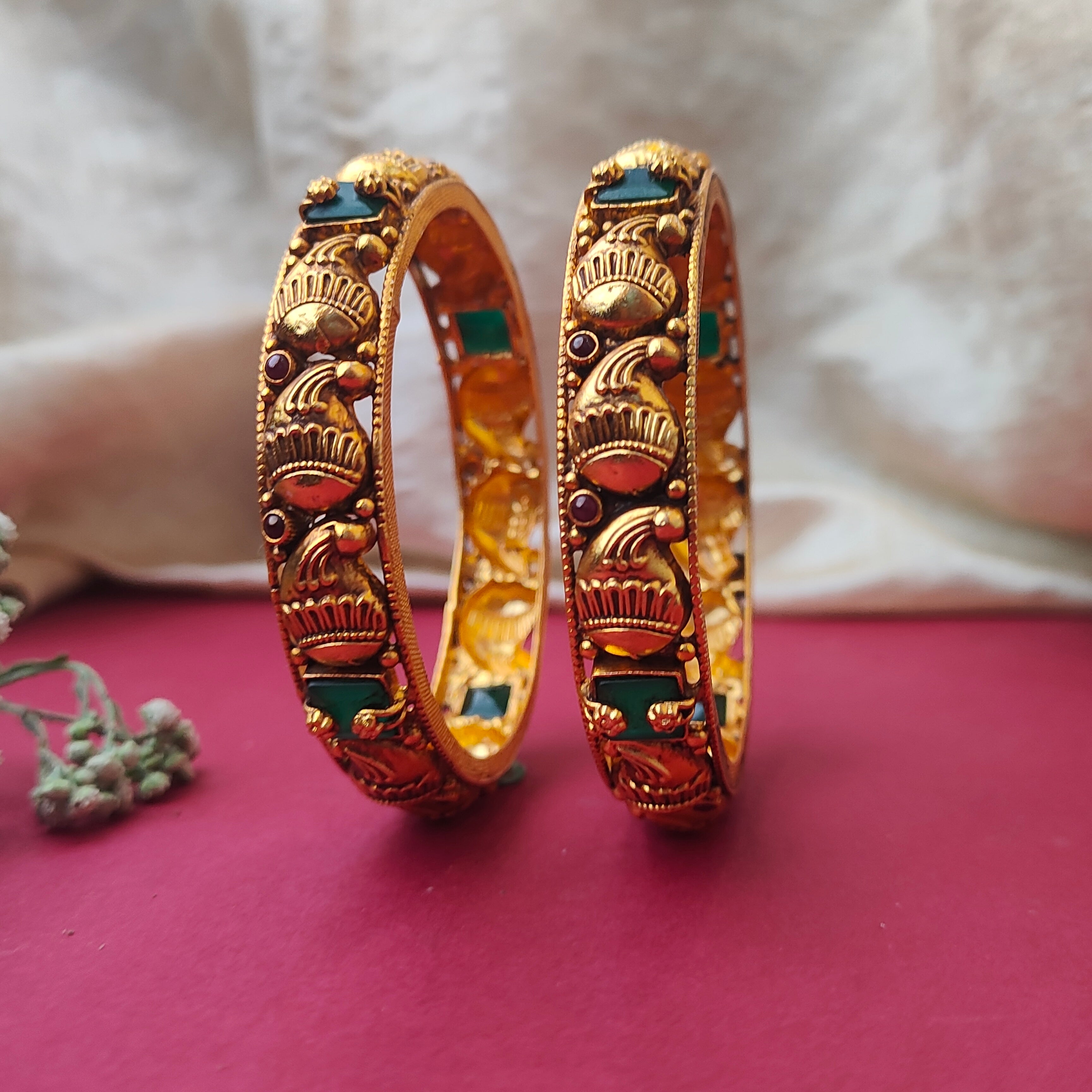 925 Silver Gold Plated Emerald Stone Nakshi Bangle-0567