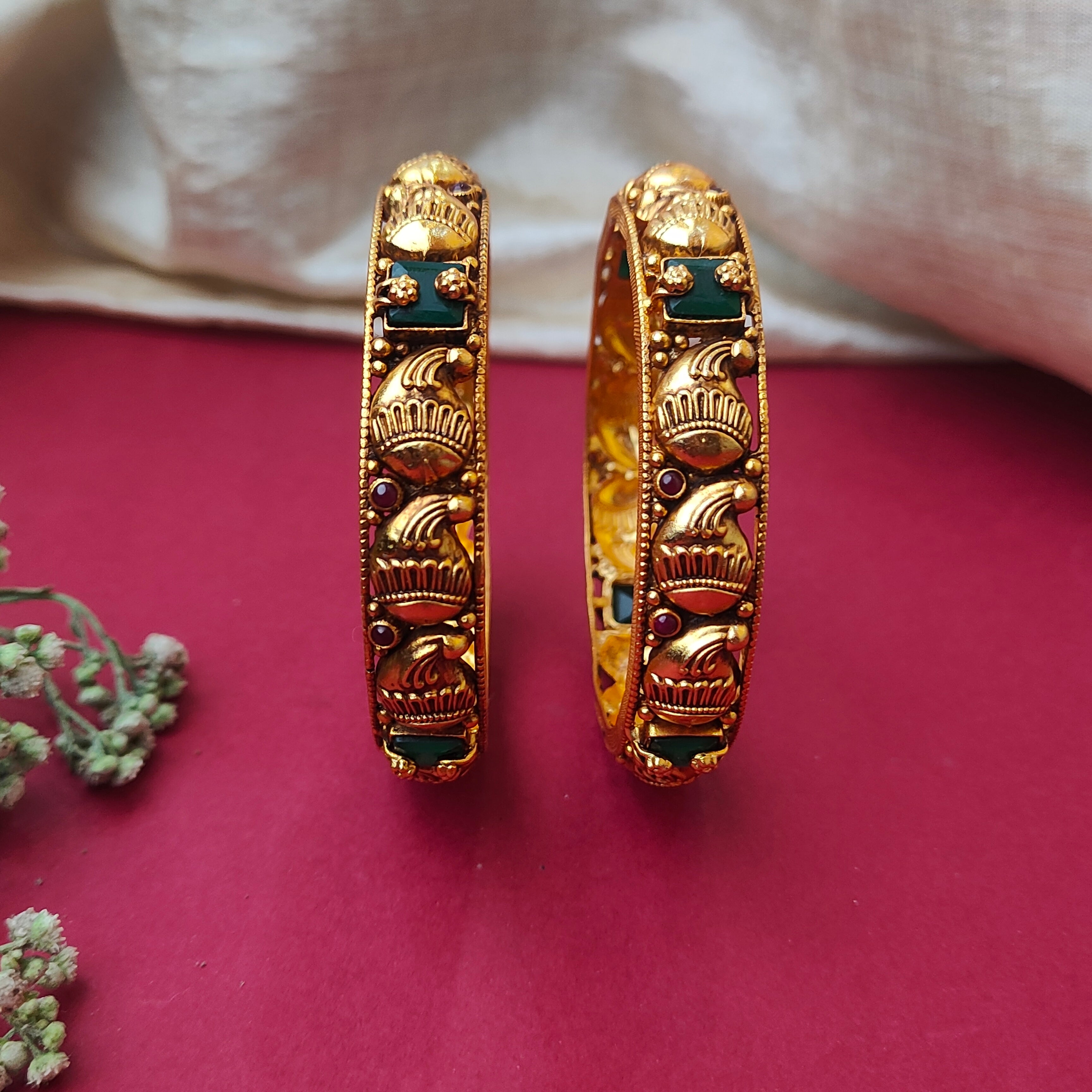 925 Silver Gold Plated Emerald Stone Nakshi Bangle-0567