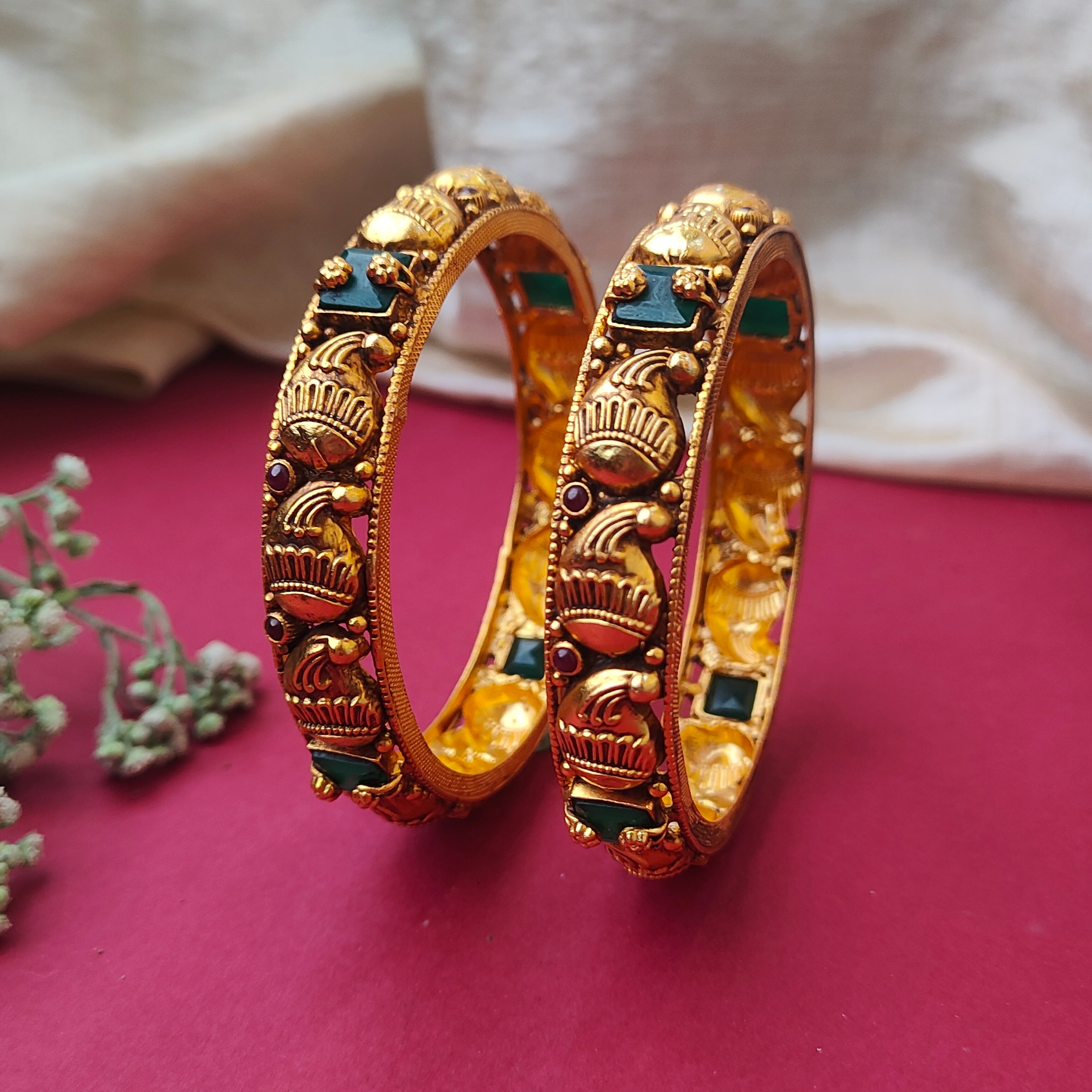 925 Silver Gold Plated Emerald Stone Nakshi Bangle-0567