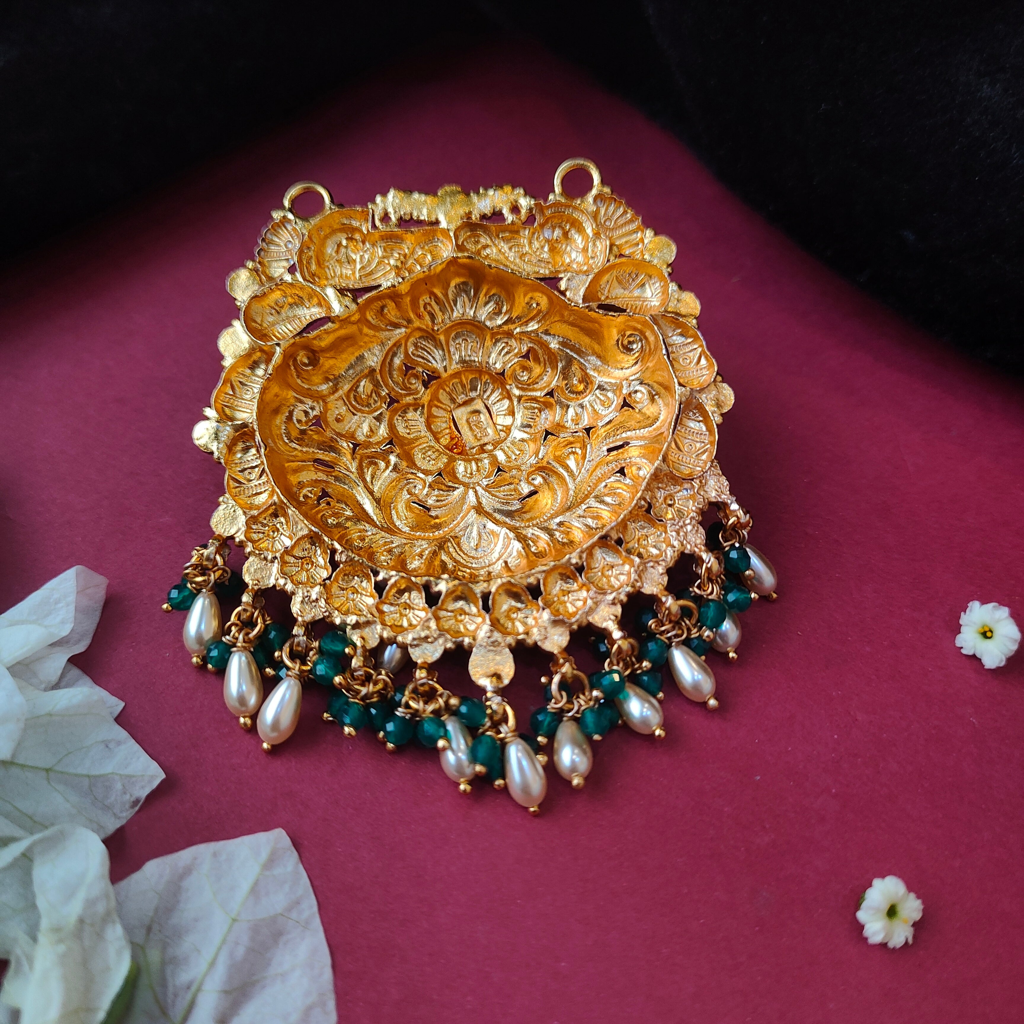 Earkai Silver Pendent - 006