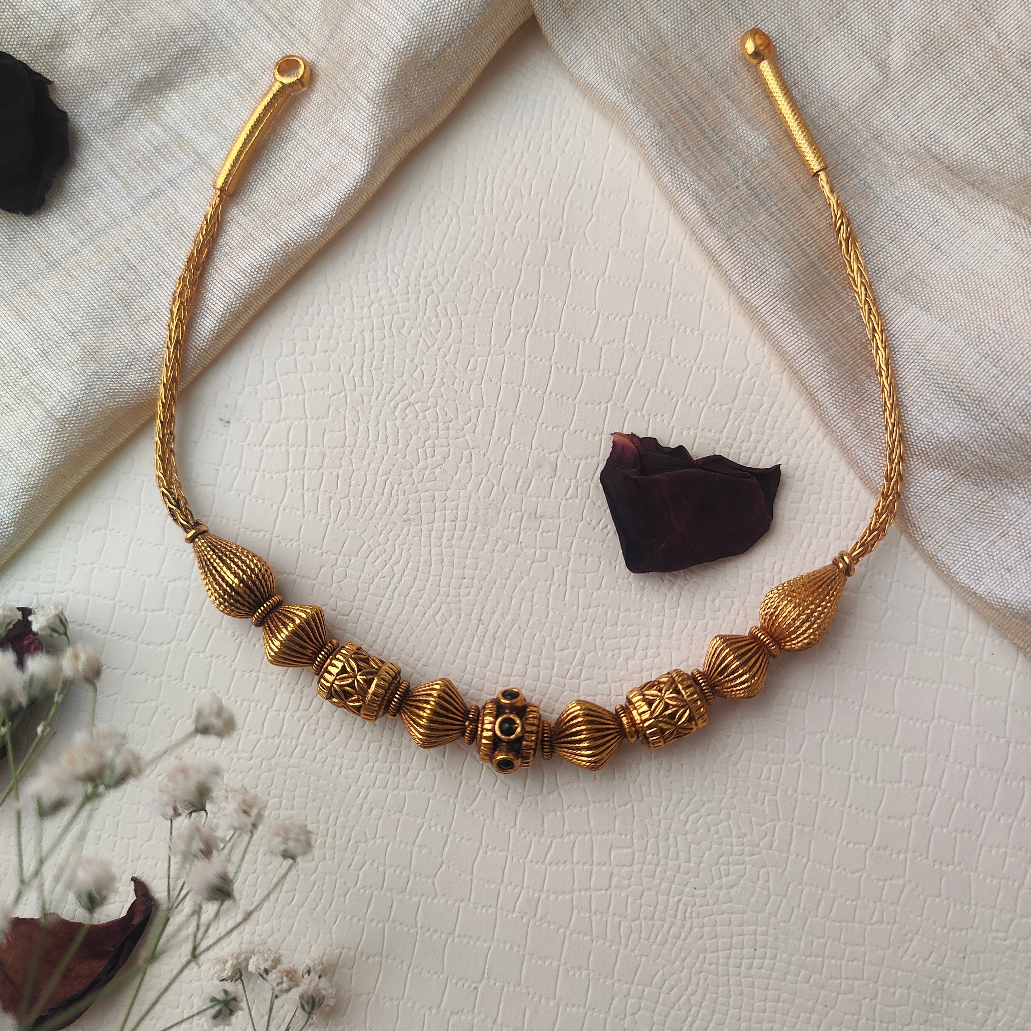 Minimal Gundu Necklace - 0021