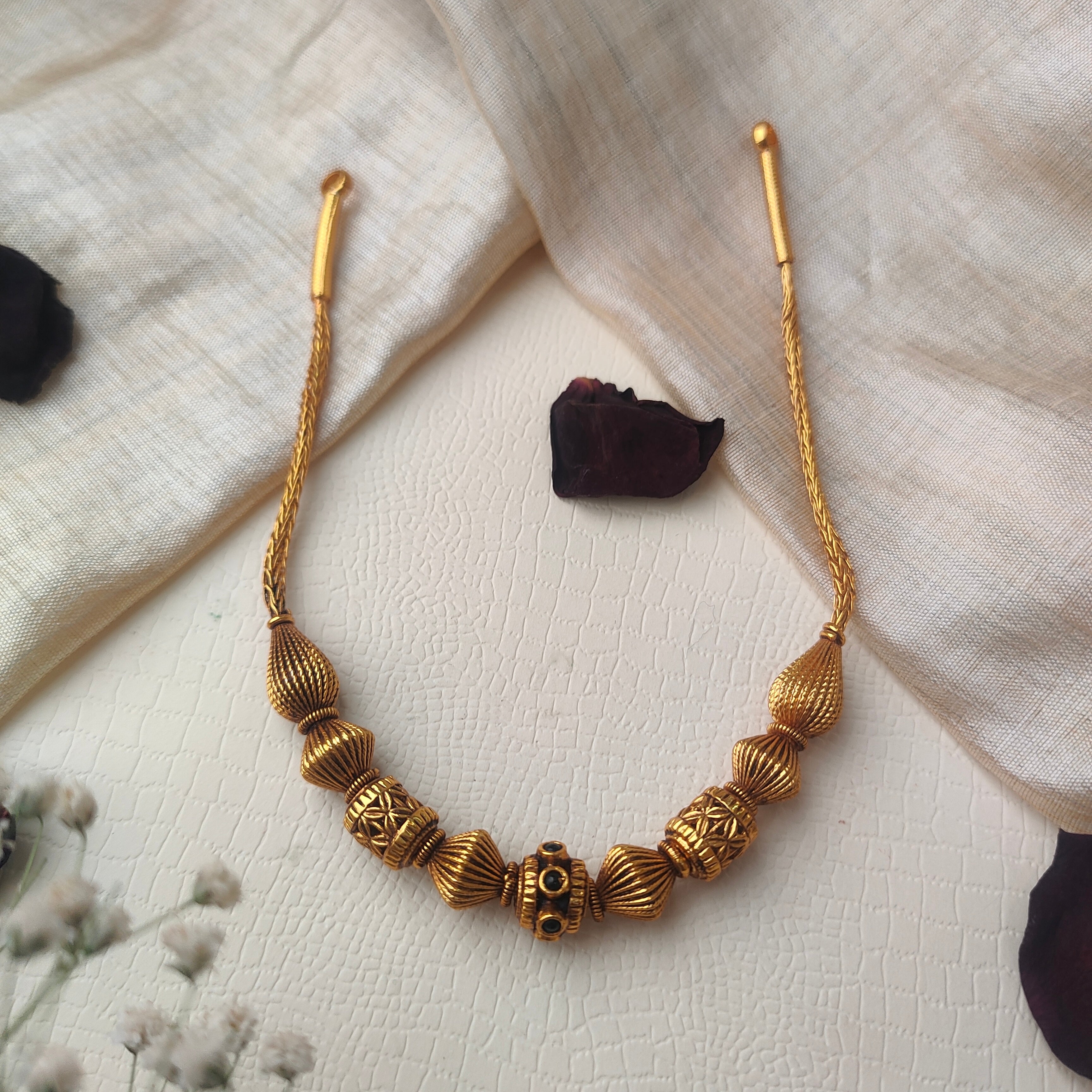 Minimal Gundu Necklace - 0021