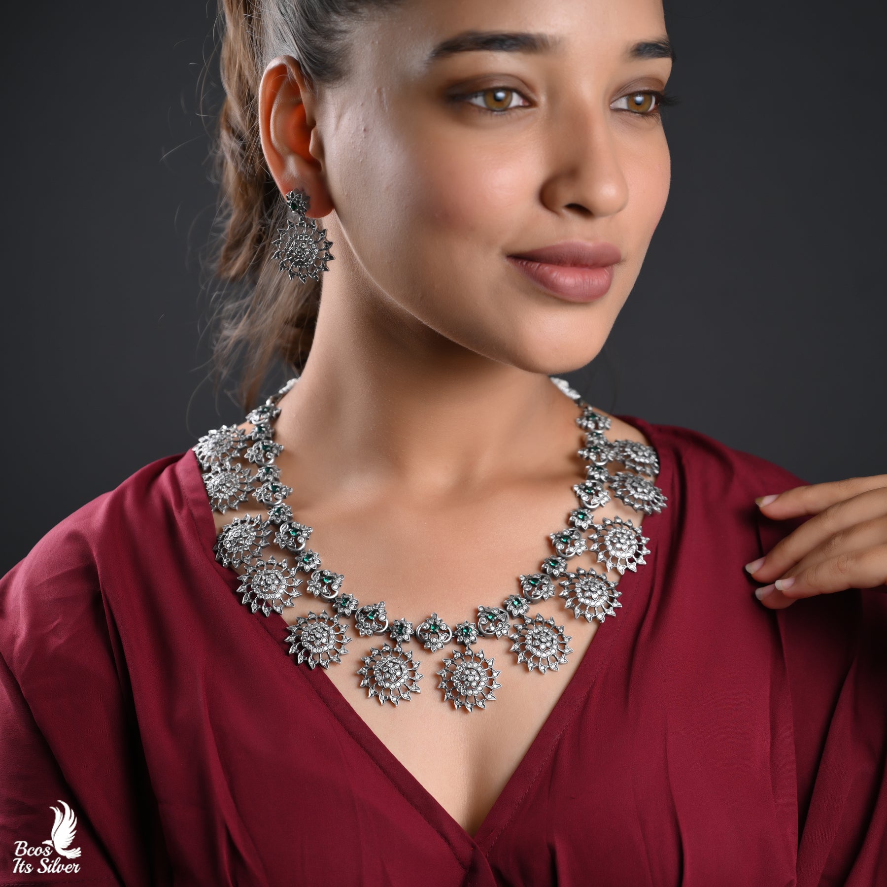Oxidized Neckpiece - 4397