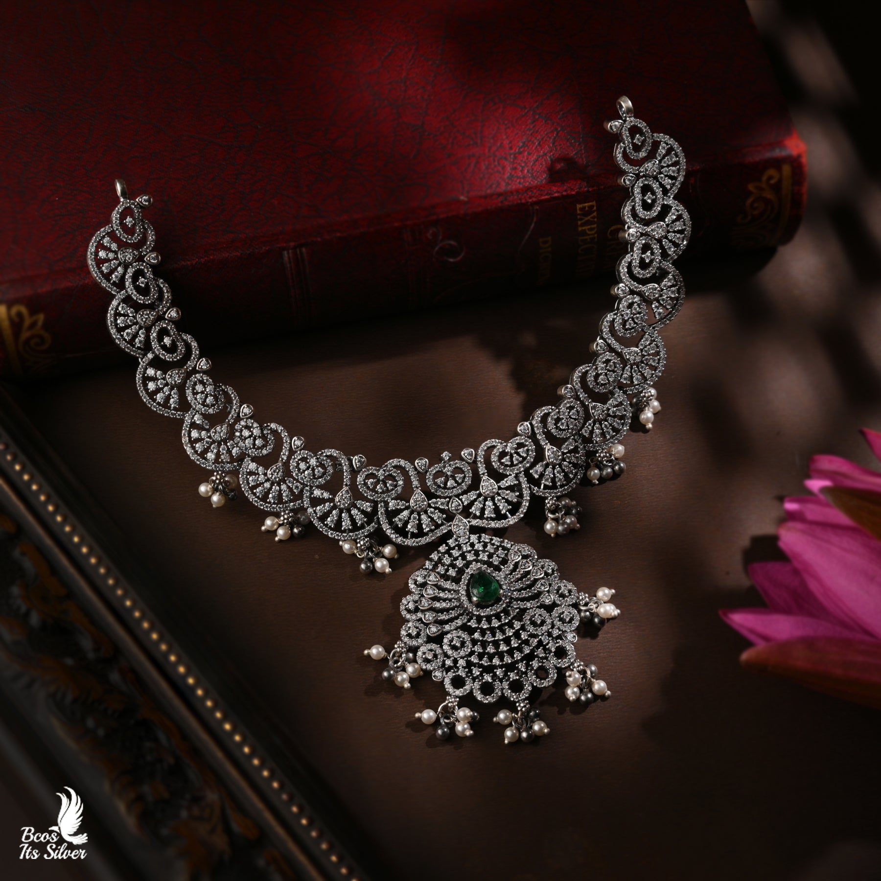 Oxidized Neckpiece - 4677