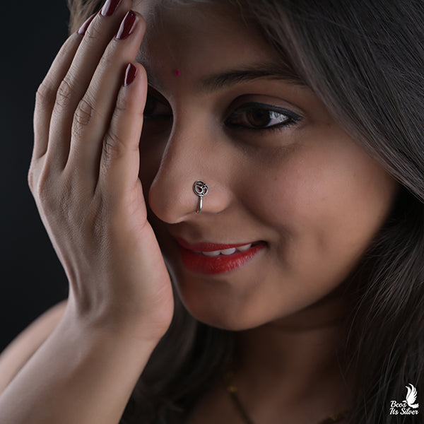 Silver OM Nosepin Clip on -0222